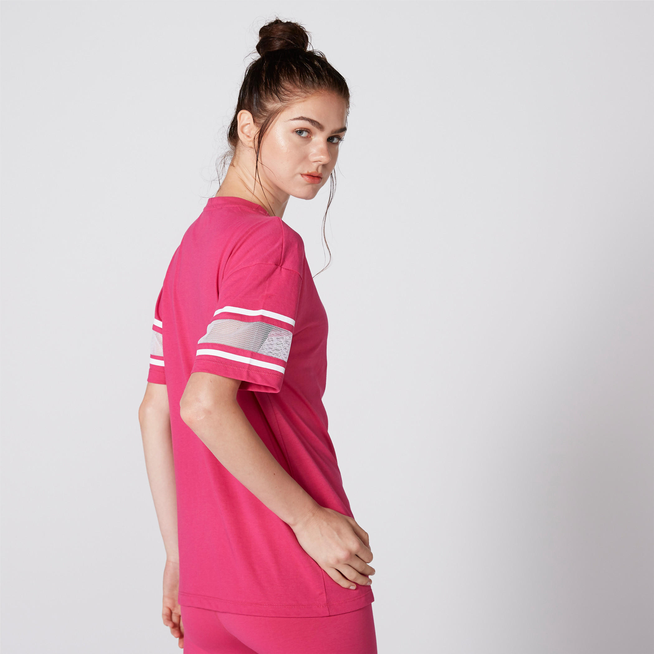 تيشيرت بياقة مستديرة وأكمام قصيرة وتفاصيل شبكية-women-clothing-shirtsandblouses-shirts-image-3