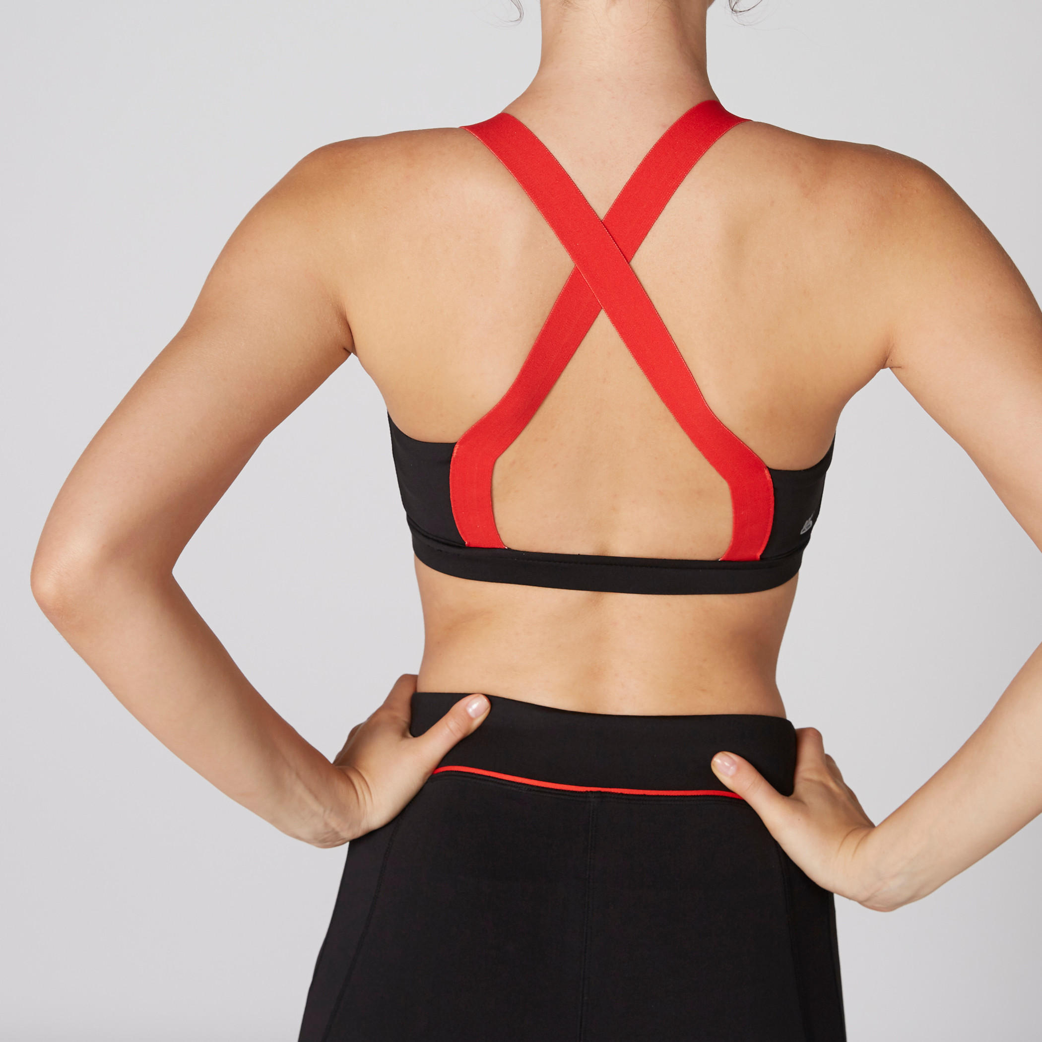 صدرية رياضية بياقة عميقة وأحزمة متقاطعة-sports-women-clothing-sportsbras-image-4