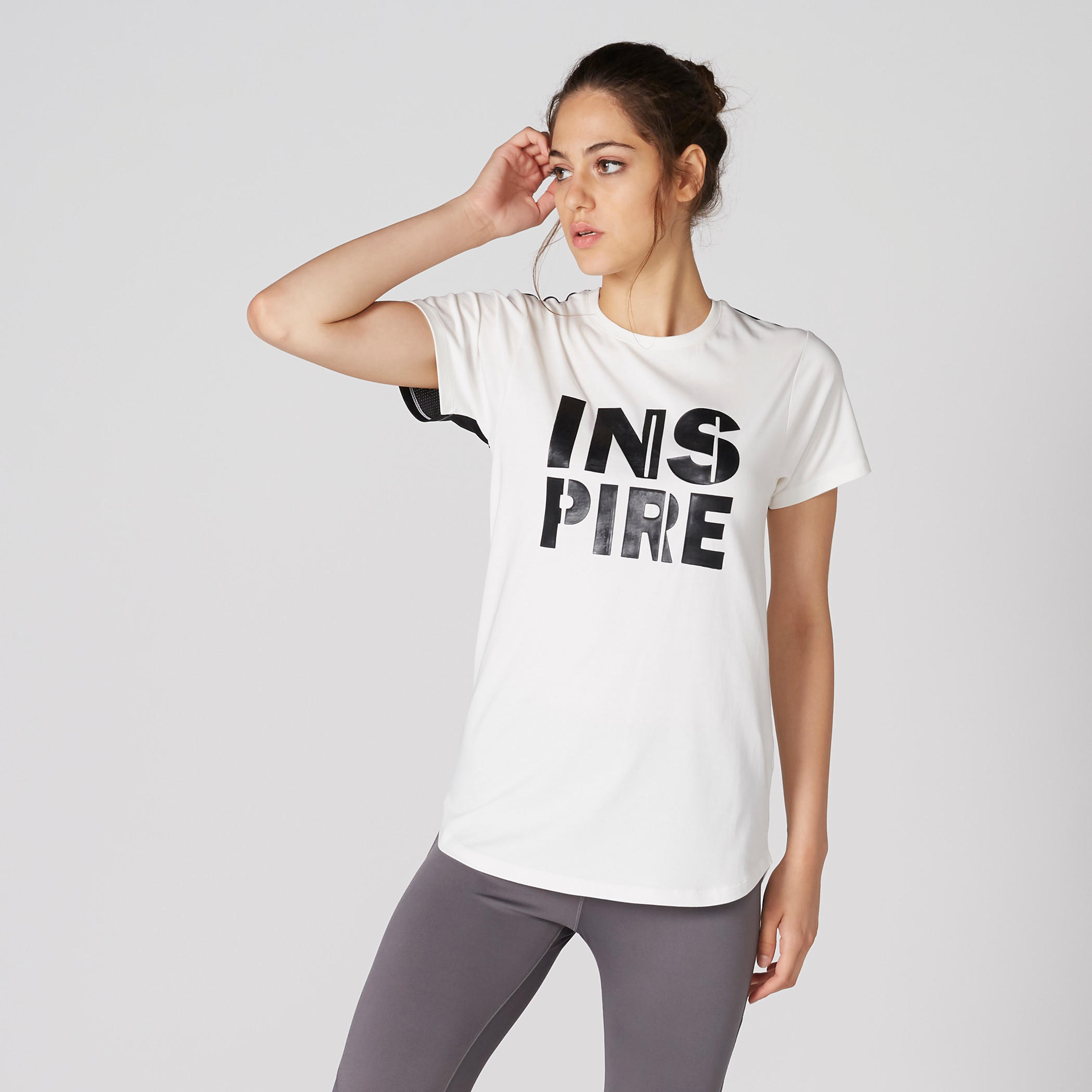 تيشيرت بأكمام قصيرة وطبعات-women-clothing-tshirts-image-1