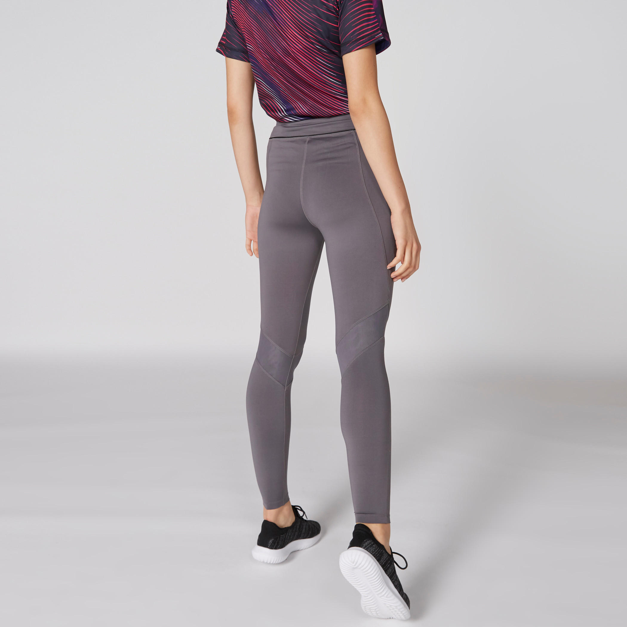 بنطال ليقنز طويل بخصر مطّاطي وتفاصيل شبكية-women-clothing-sportswearandactivewear-bottoms-image-2