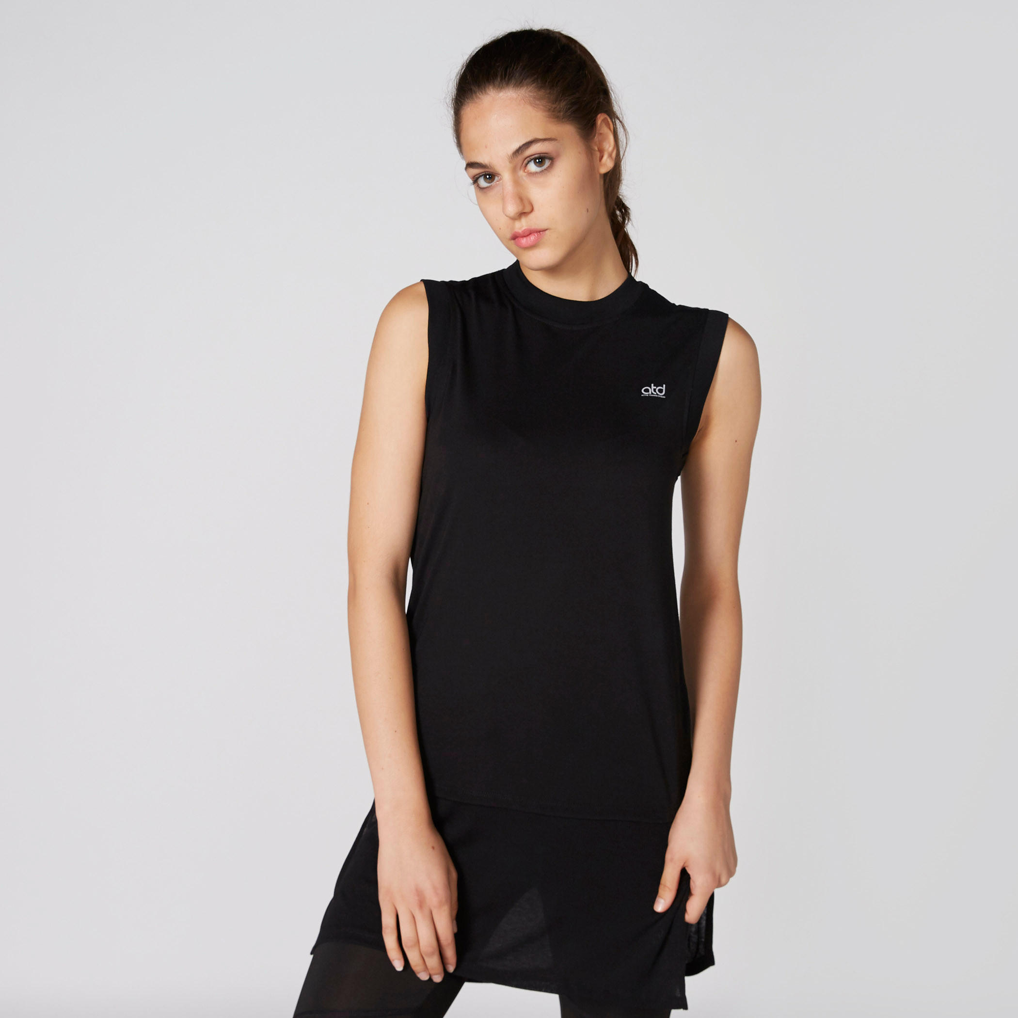 تيشيرت طويل دون أكمام بياقة ضيقة-women-clothing-tshirts-image-4