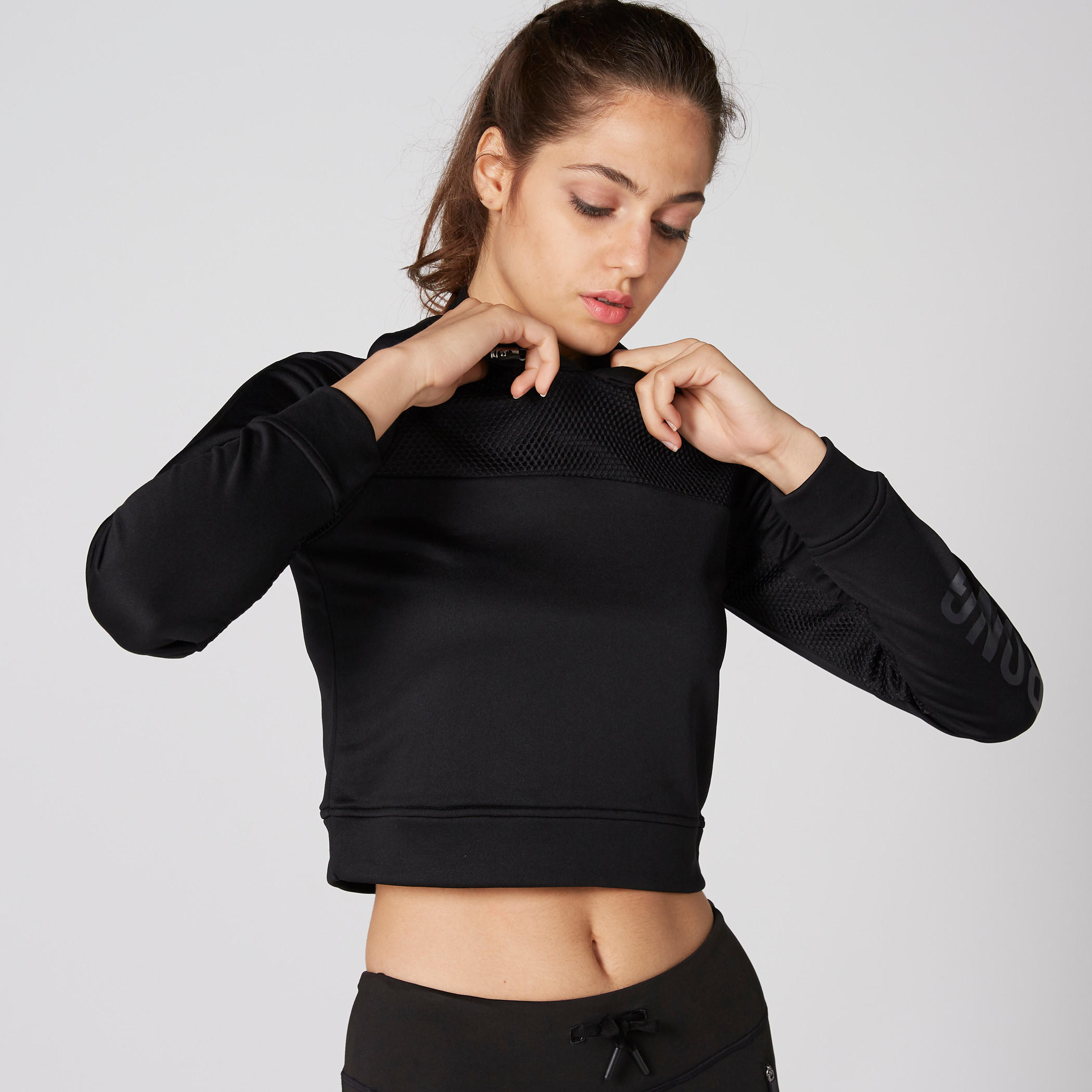سويت شيرت قصير بارز الملمس بأكمام طويلة وطبعات وقبعة-women-clothing-sportswearandactivewear-hoodiesandsweatshirts-image-3
