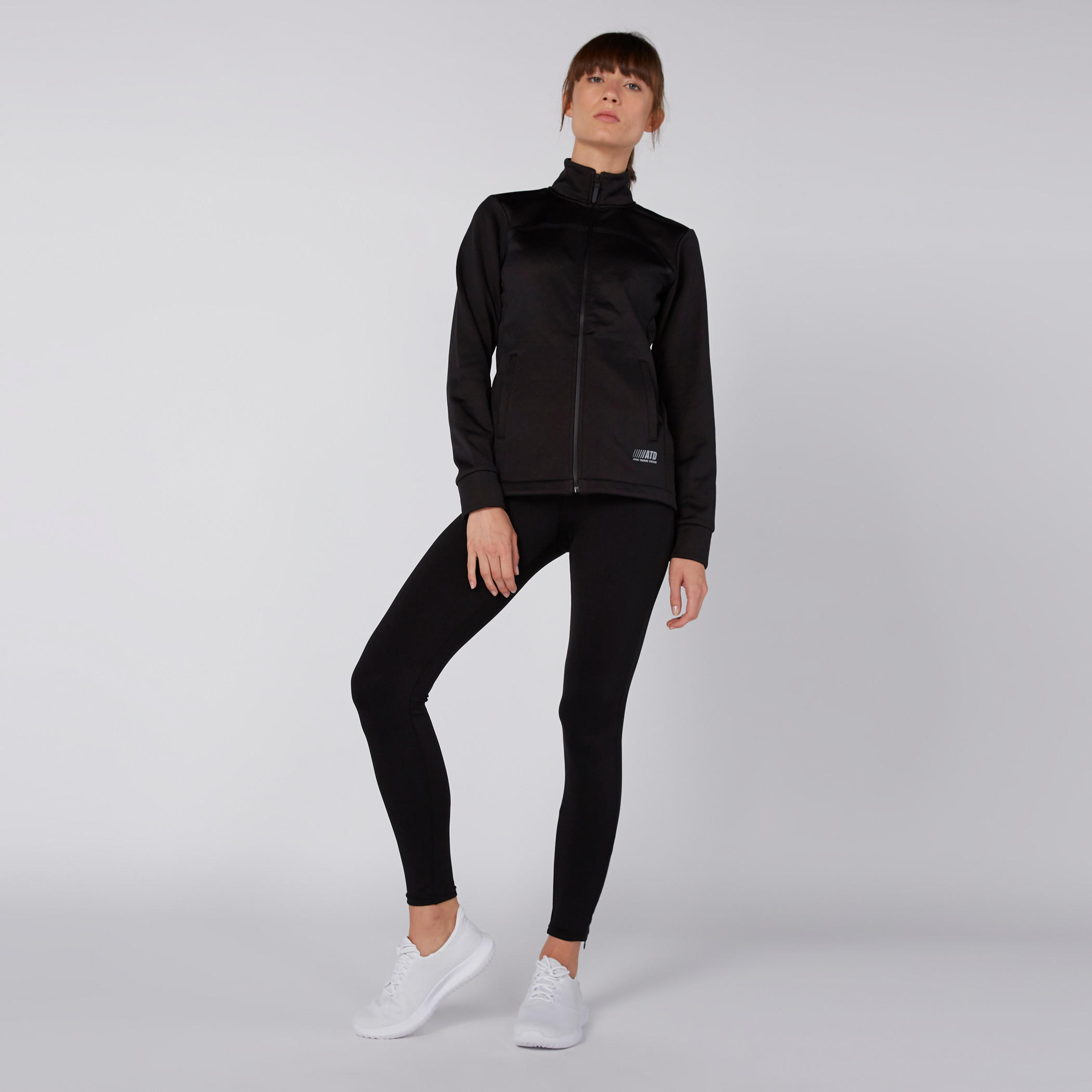 جاكيت بأكمام طويلة وسحّاب للإغلاق وجيب-women-clothing-sportswearandactivewear-coatsandjackets-jackets-image-9