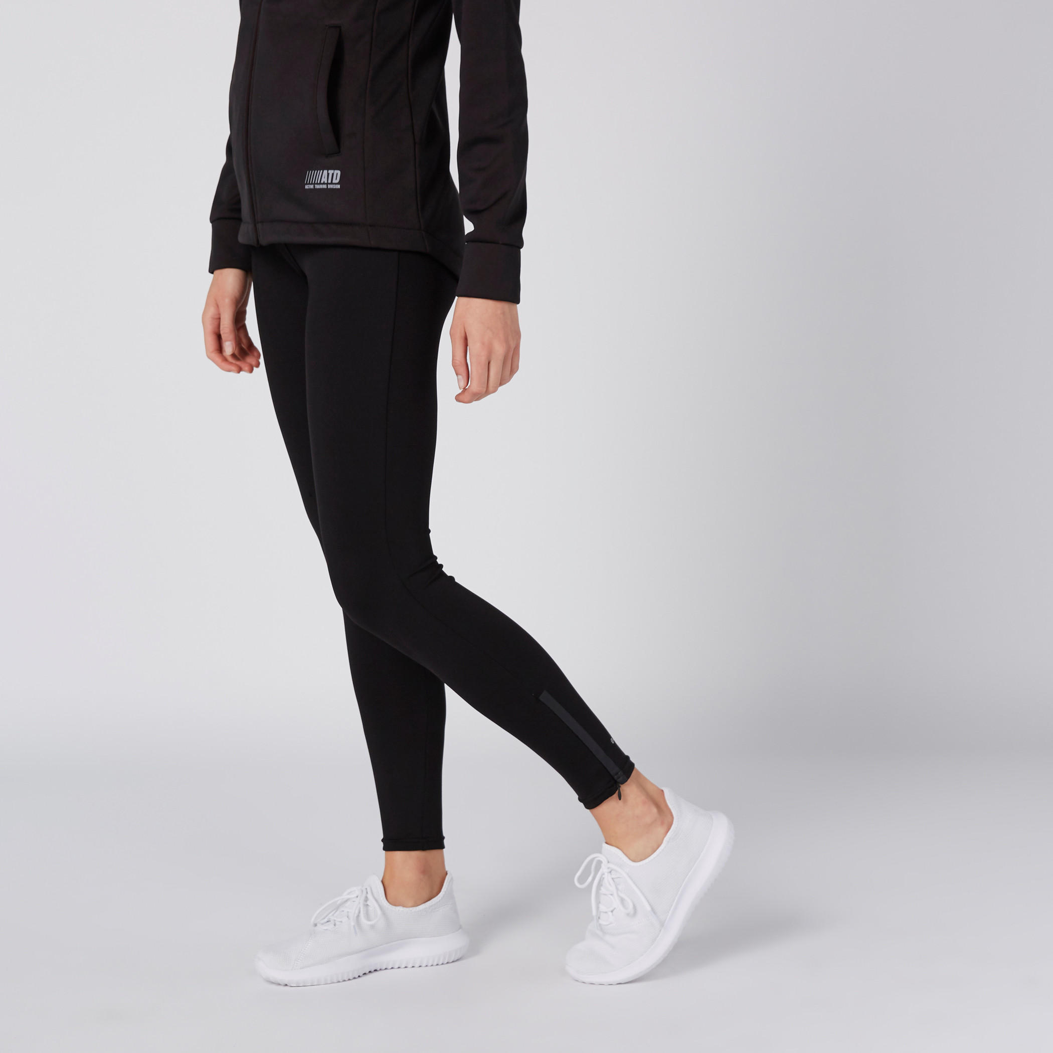 بنطال ليقنز طويل بخصر مطّاطي وسحّاب-women-clothing-sportswearandactivewear-bottoms-image-5