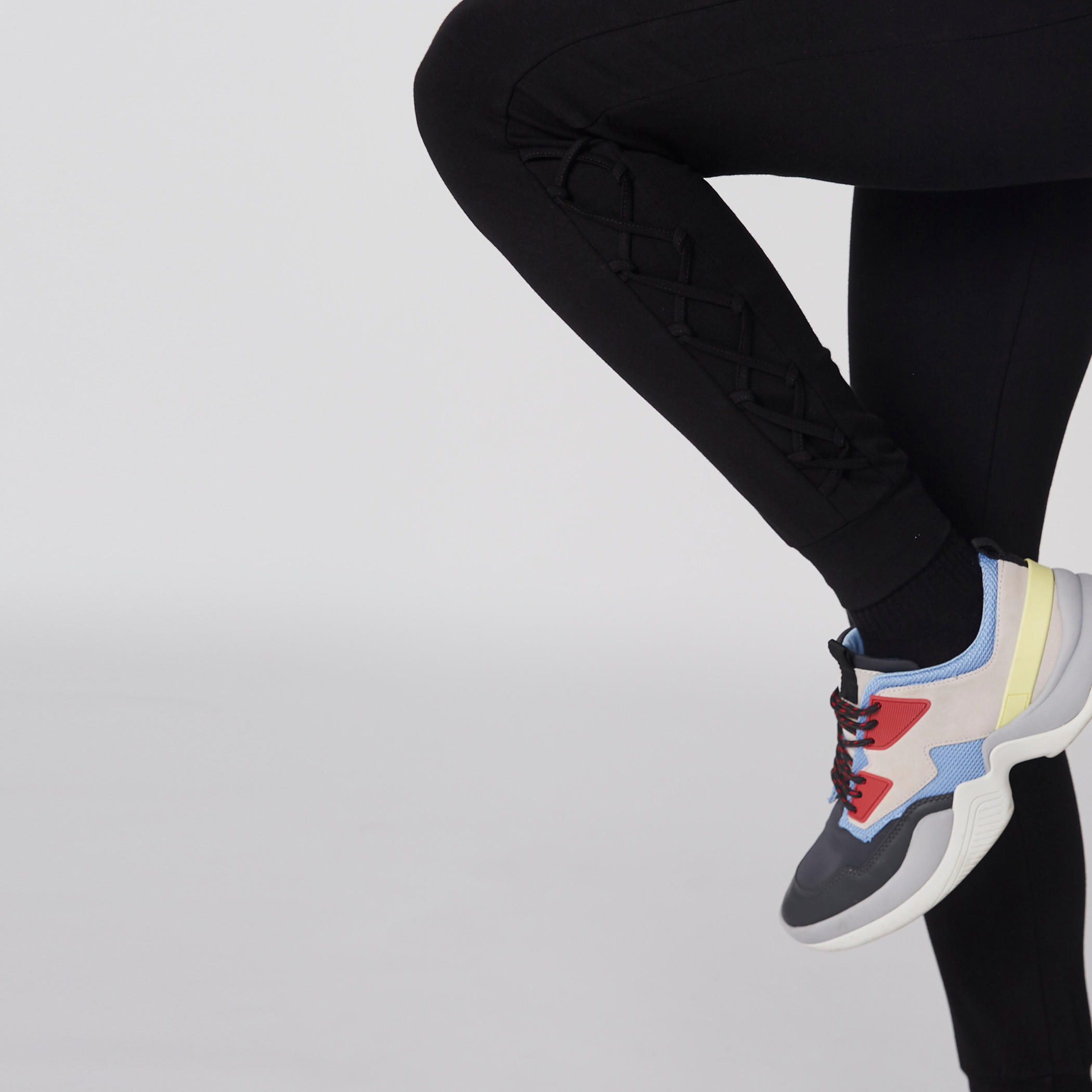 بنطال رياضي طويل بخصر مطّاطي وجيوب-women-clothing-sportswearandactivewear-bottoms-image-5