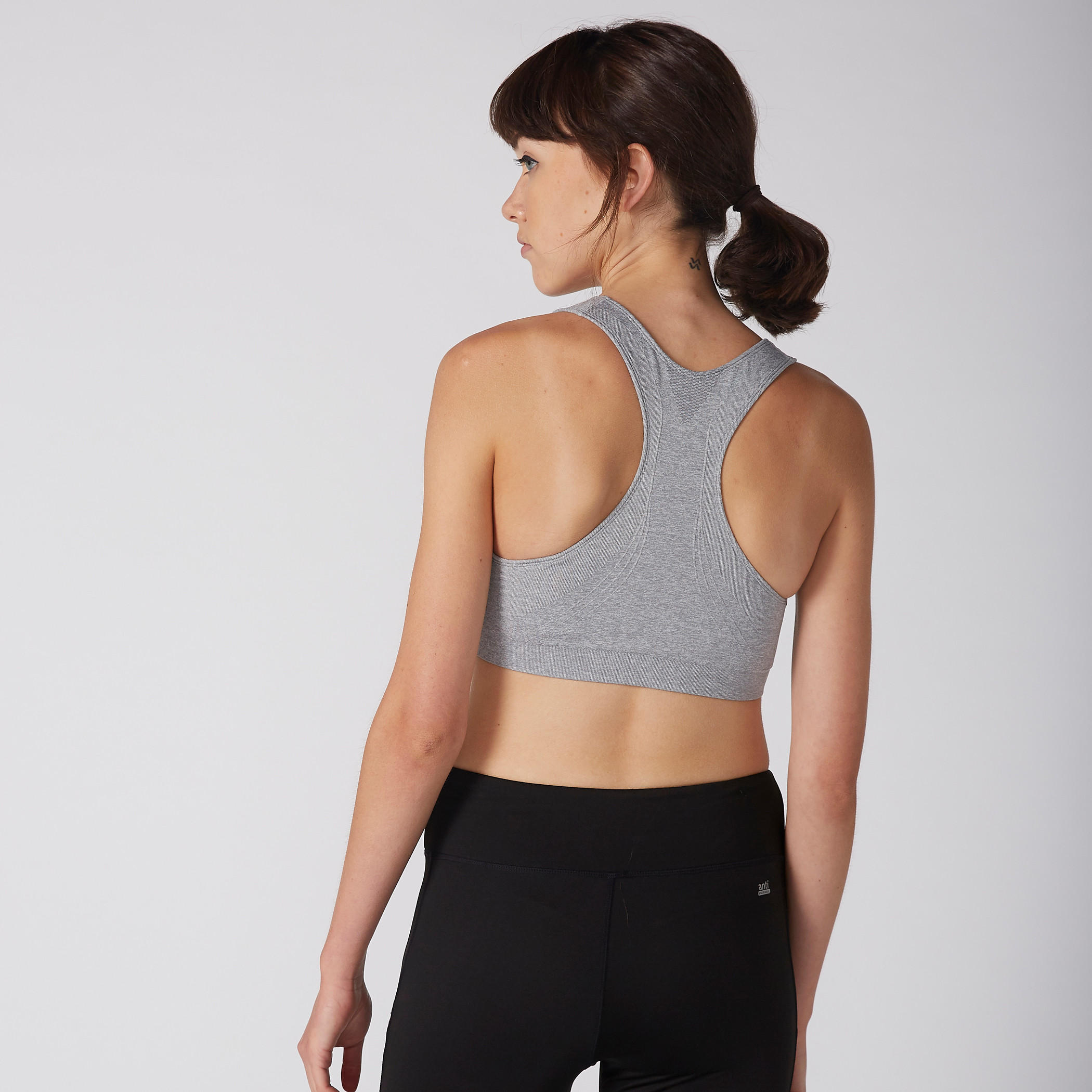 صدرية رياضية بارزة الملمس بظهر متقاطع-women-clothing-sportswearandactivewear-tshirtsandvests-image-3