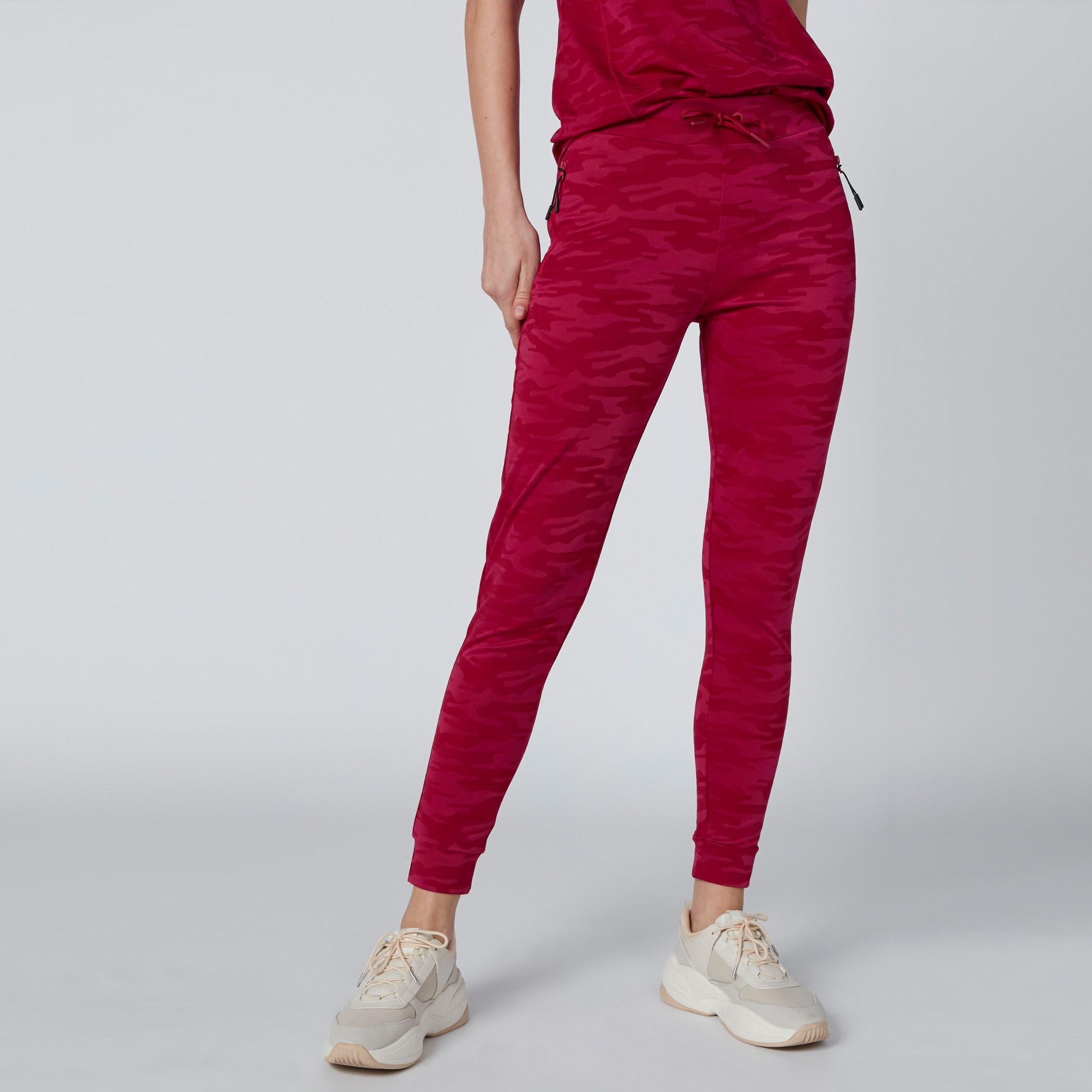 Camouflage Activewear Pants with Pocket Detail and Drawstring-women-clothing-sportswearandactivewear-bottoms-image-4