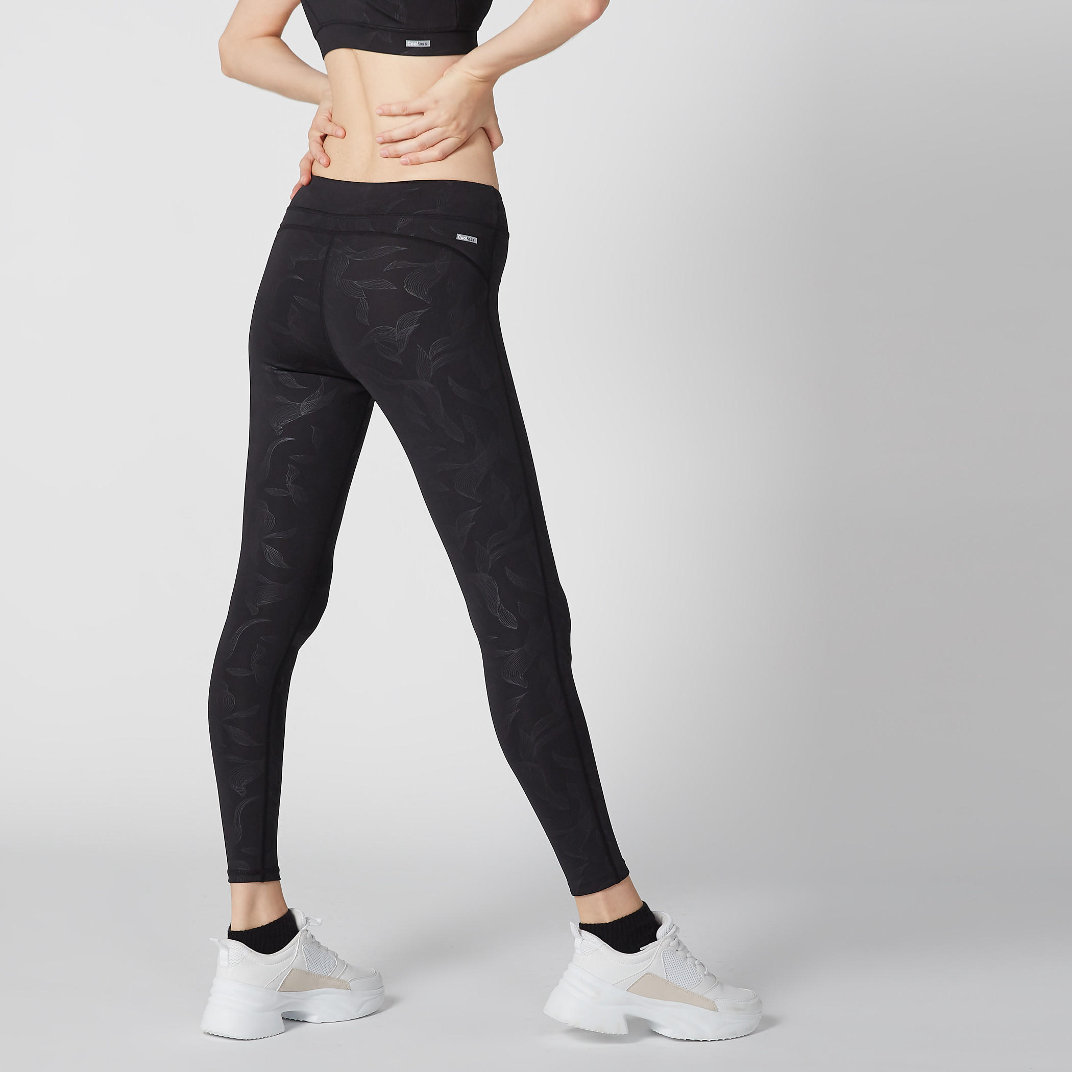 بنطال ليقنز بطبعات-women-clothing-sportswearandactivewear-bottoms-image-4
