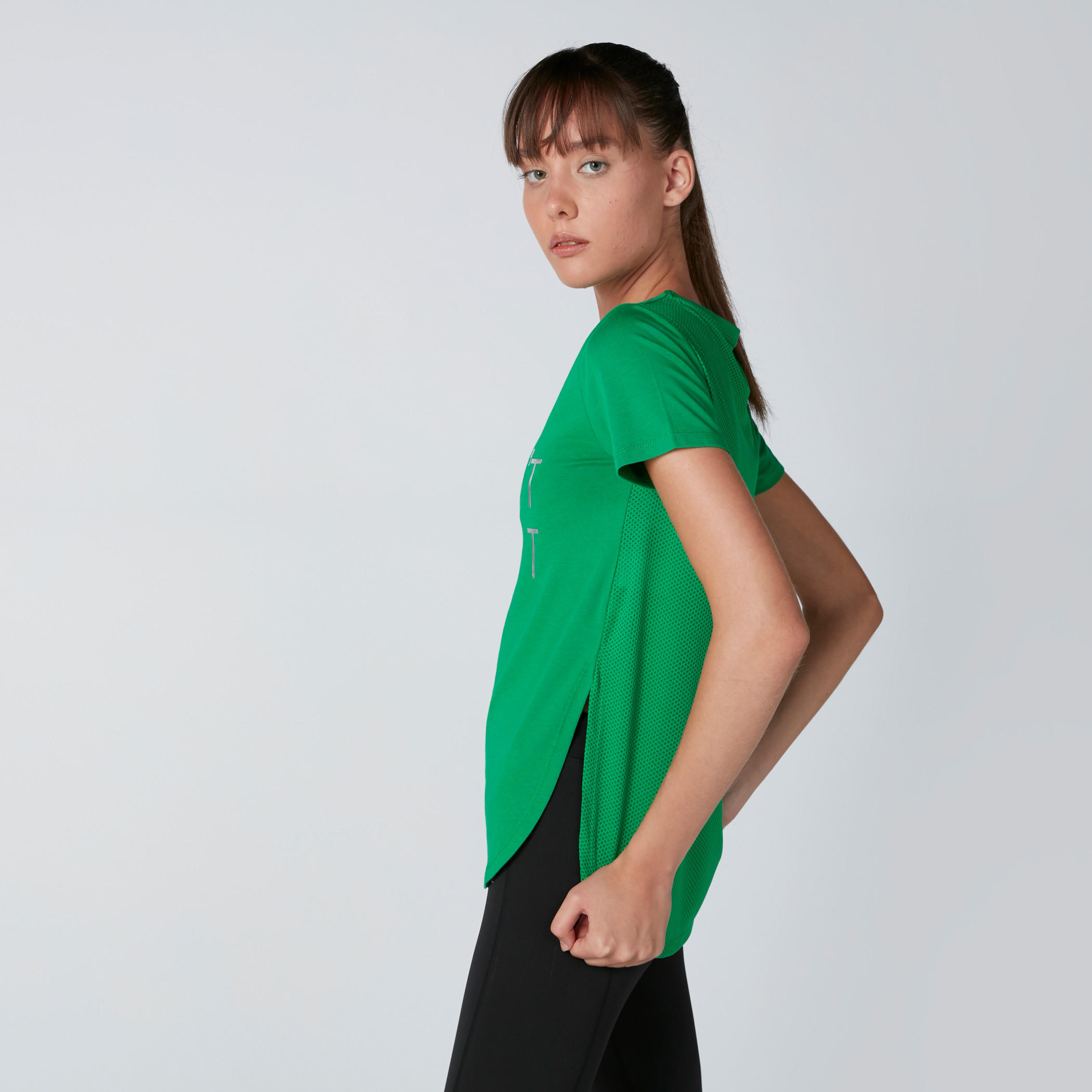 تيشيرت بياقة مستديرة وأكمام قصيرة وطبعات دونت كويت-women-clothing-sportswearandactivewear-tshirtsandvests-image-4