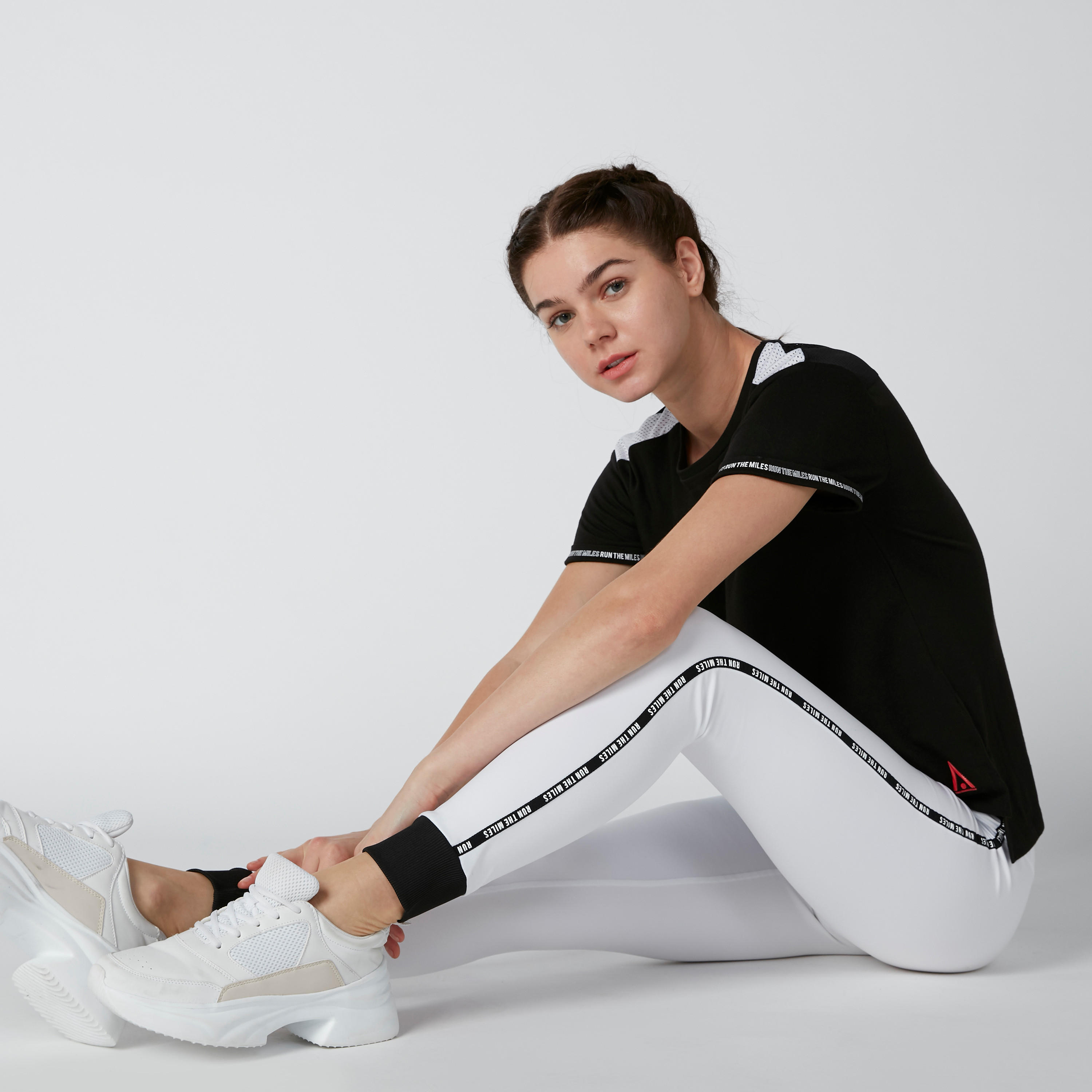 بنطال رياضي طويل بشريطة وجيوب-women-clothing-sportswearandactivewear-bottoms-image-2