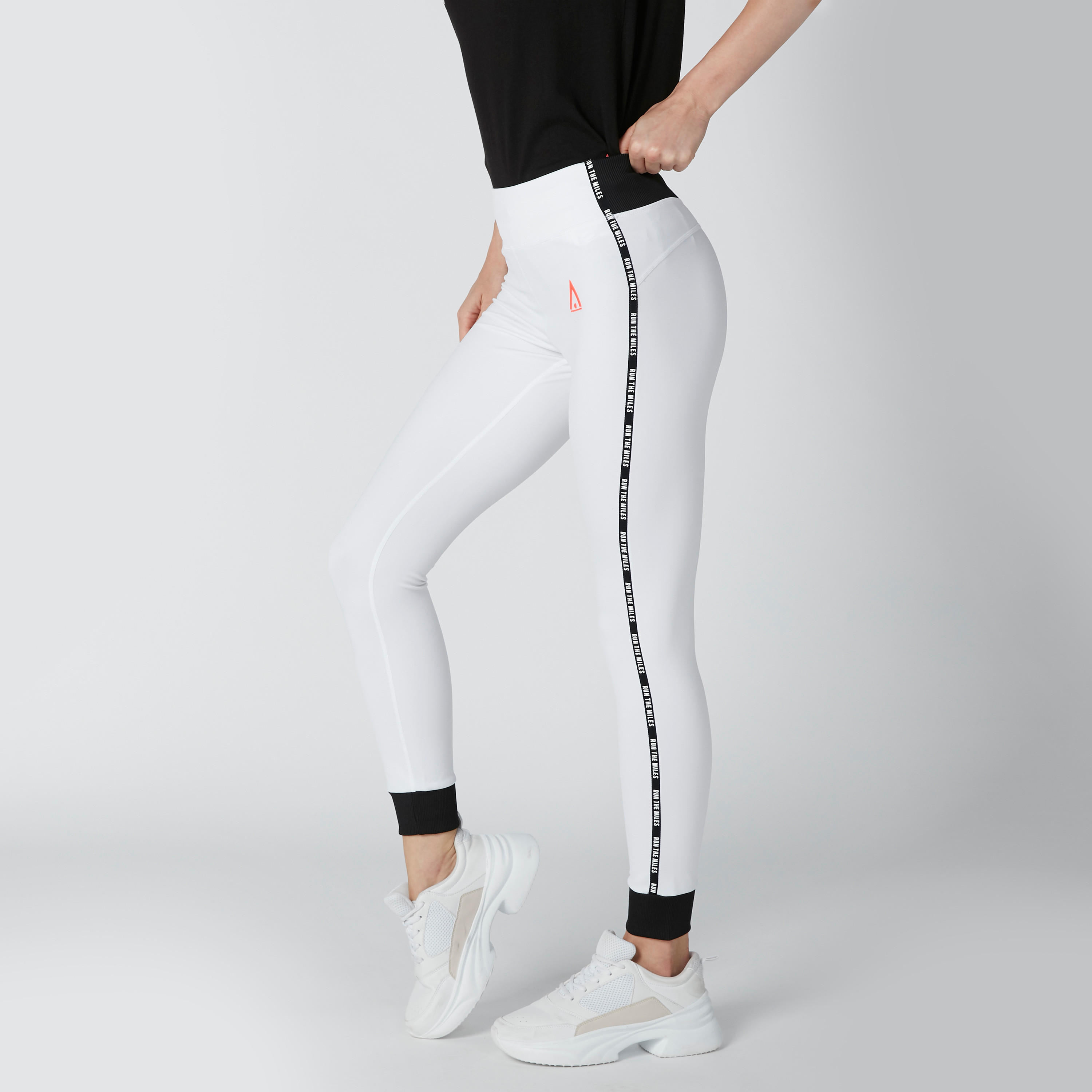 بنطال رياضي طويل بشريطة وجيوب-women-clothing-sportswearandactivewear-bottoms-image-4