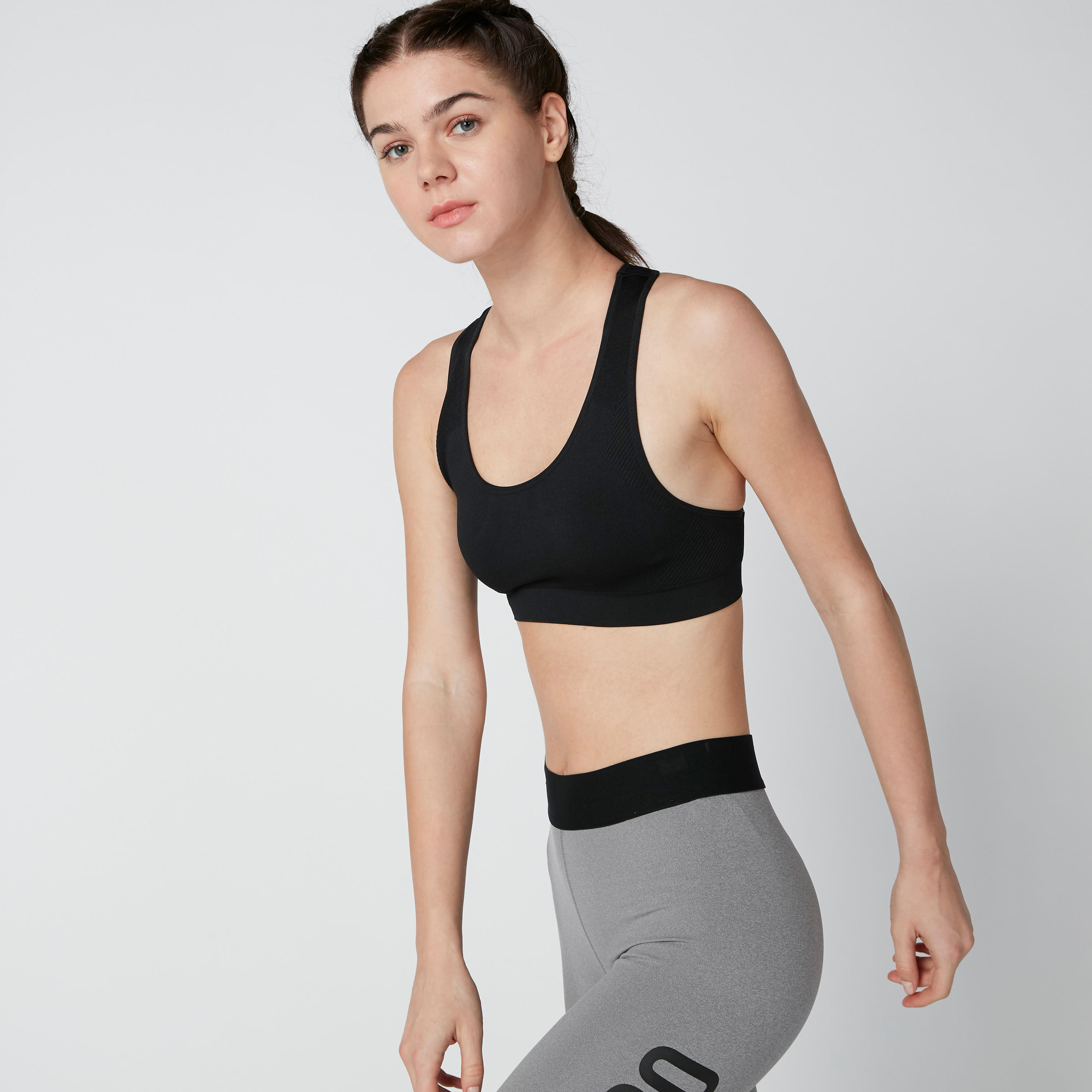 صدريّة رياضيّة بياقة عميقة وظهر ريسر-sports-women-clothing-sportsbras-image-4