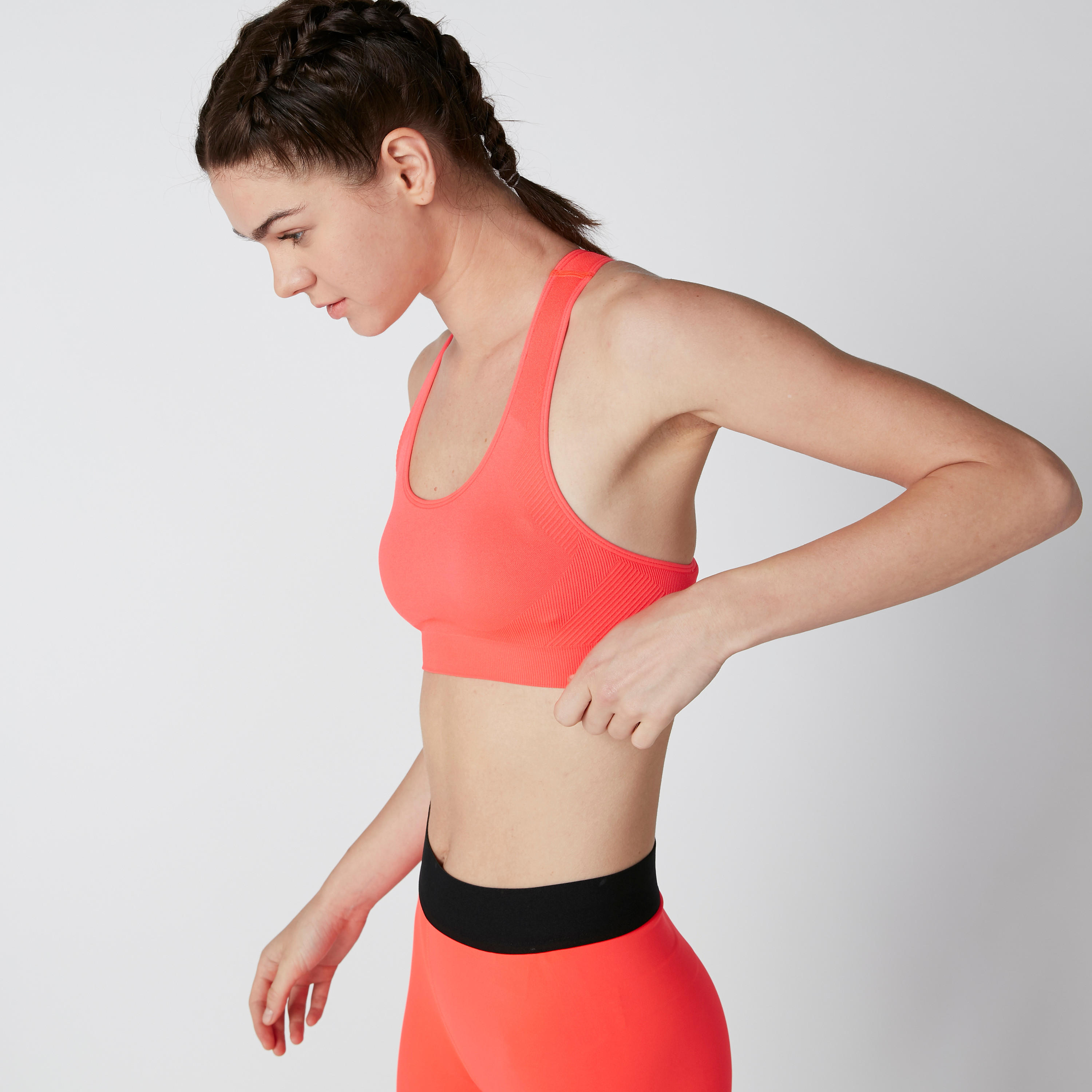 صدريّة رياضيّة بياقة عميقة وظهر ريسر-sports-women-clothing-sportsbras-image-4
