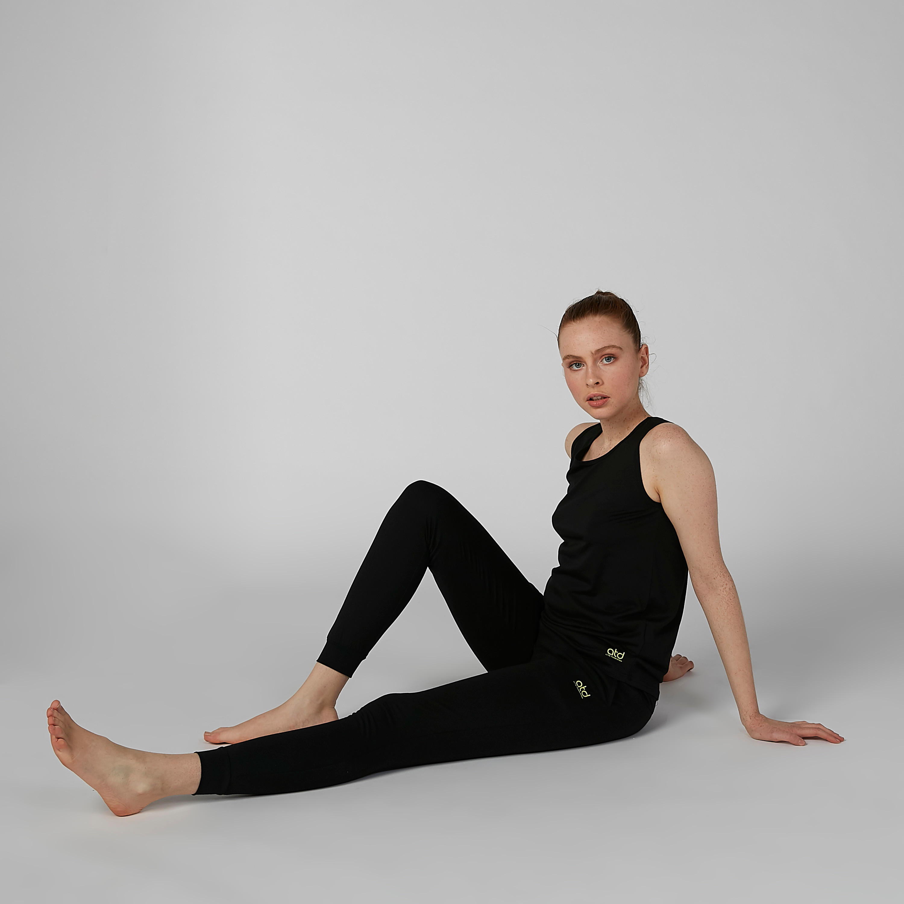 بنطال ليقنز سادة بجيوب-women-clothing-bottoms-leggings-image-3