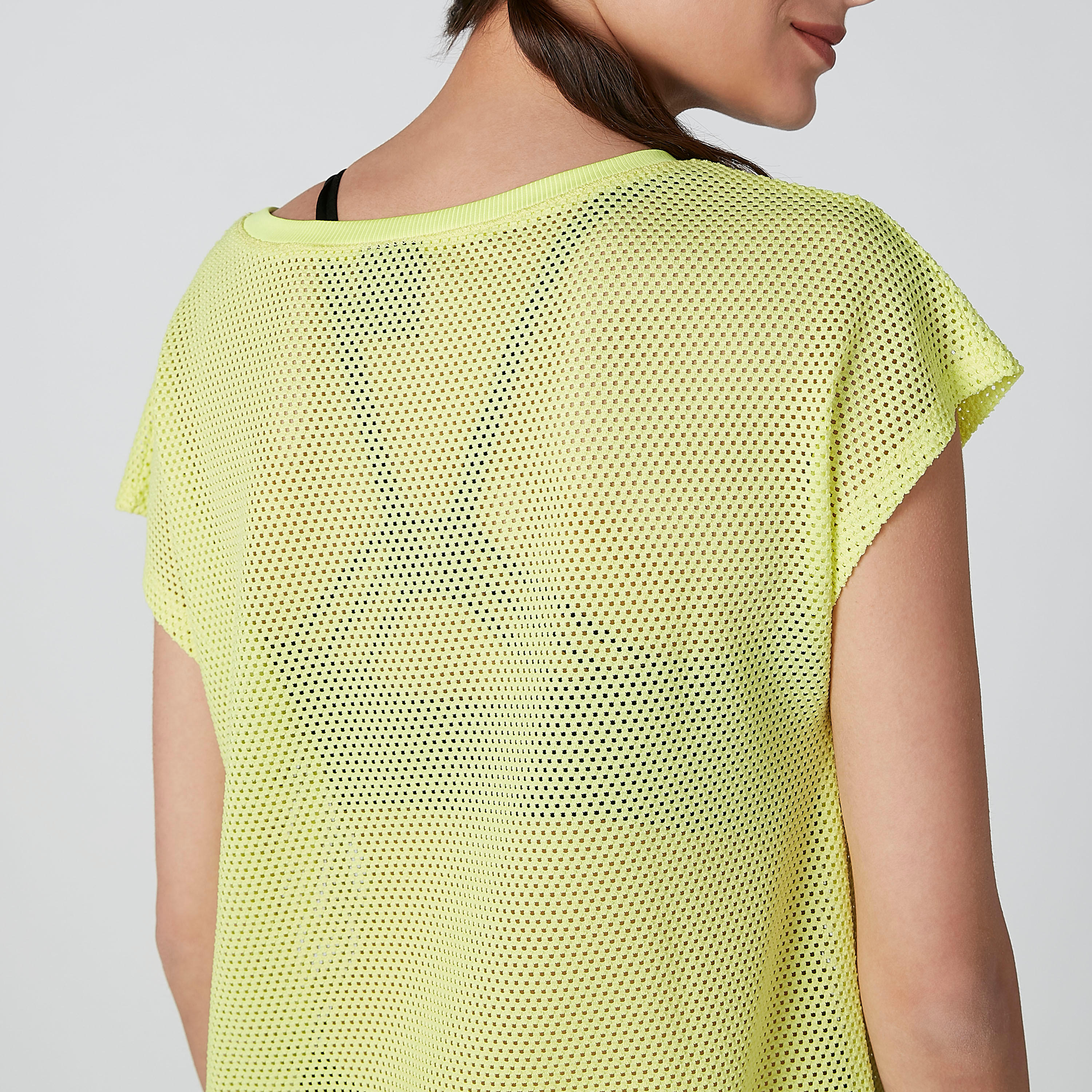 تيشيرت شبكي بأكمام متصلة وطبعات-women-clothing-sportswearandactivewear-tshirtsandvests-image-6