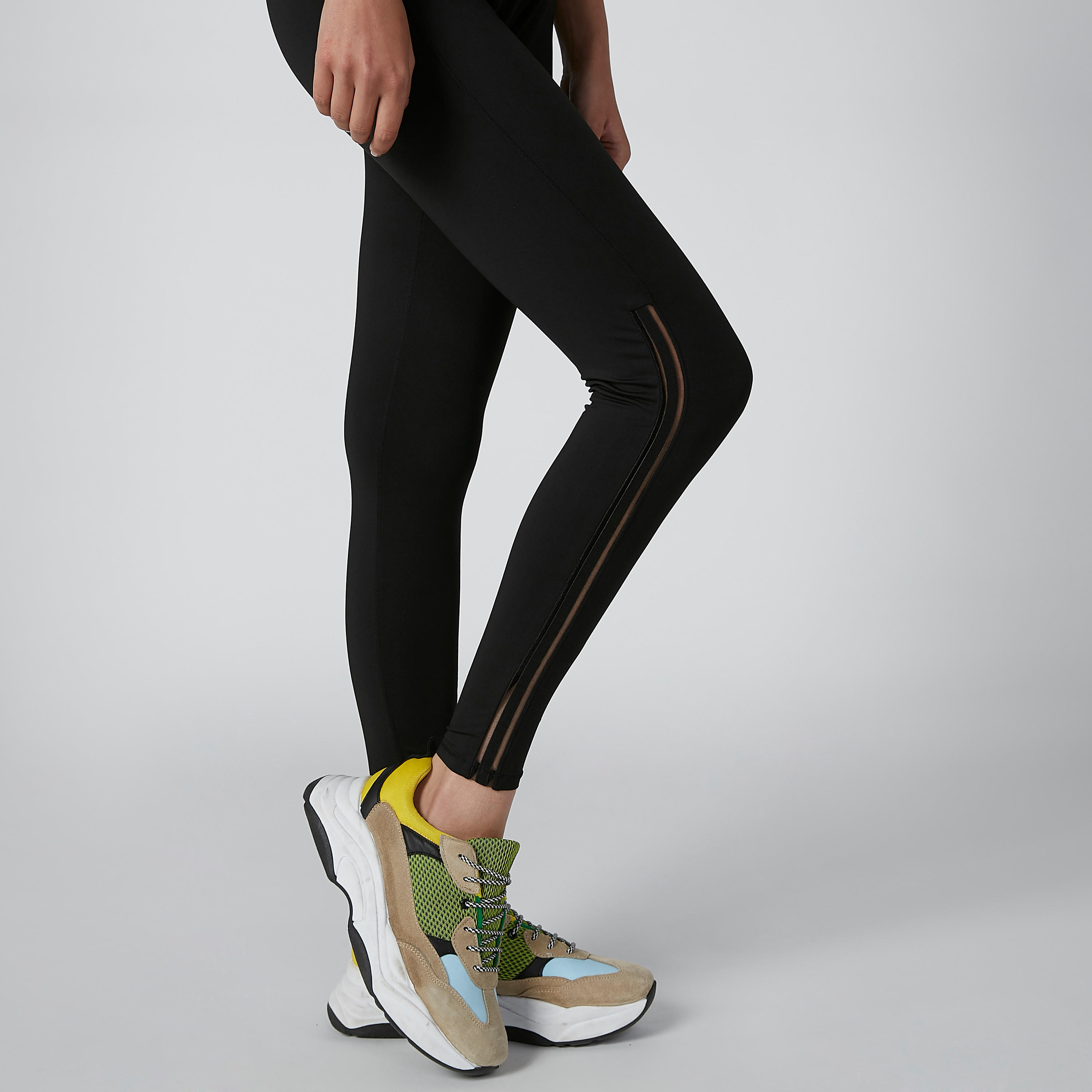 بنطال ليقنز سادة طويل بفتحة-women-clothing-sportswearandactivewear-bottoms-image-1
