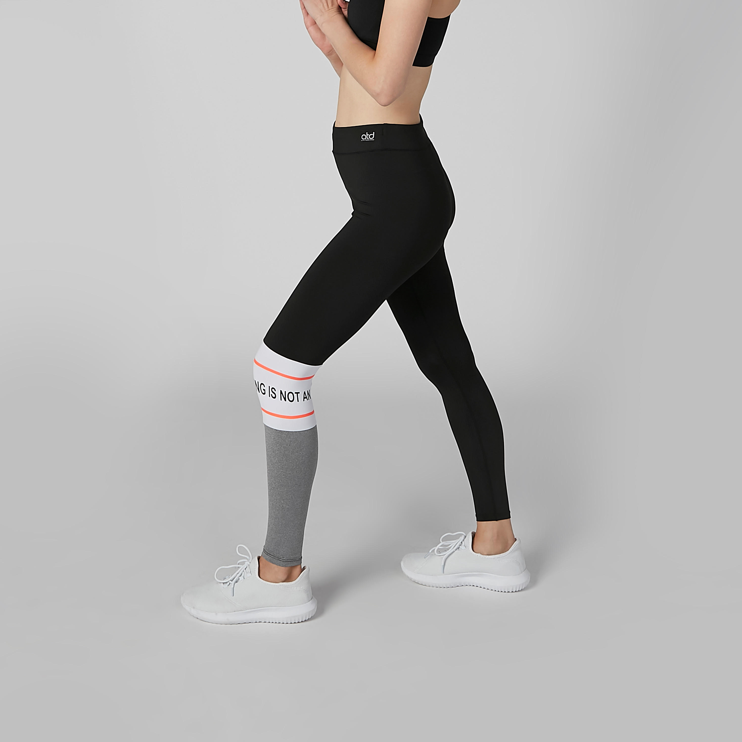بنطال ليقنز بشريطة وطبعات-women-clothing-bottoms-leggings-image-3