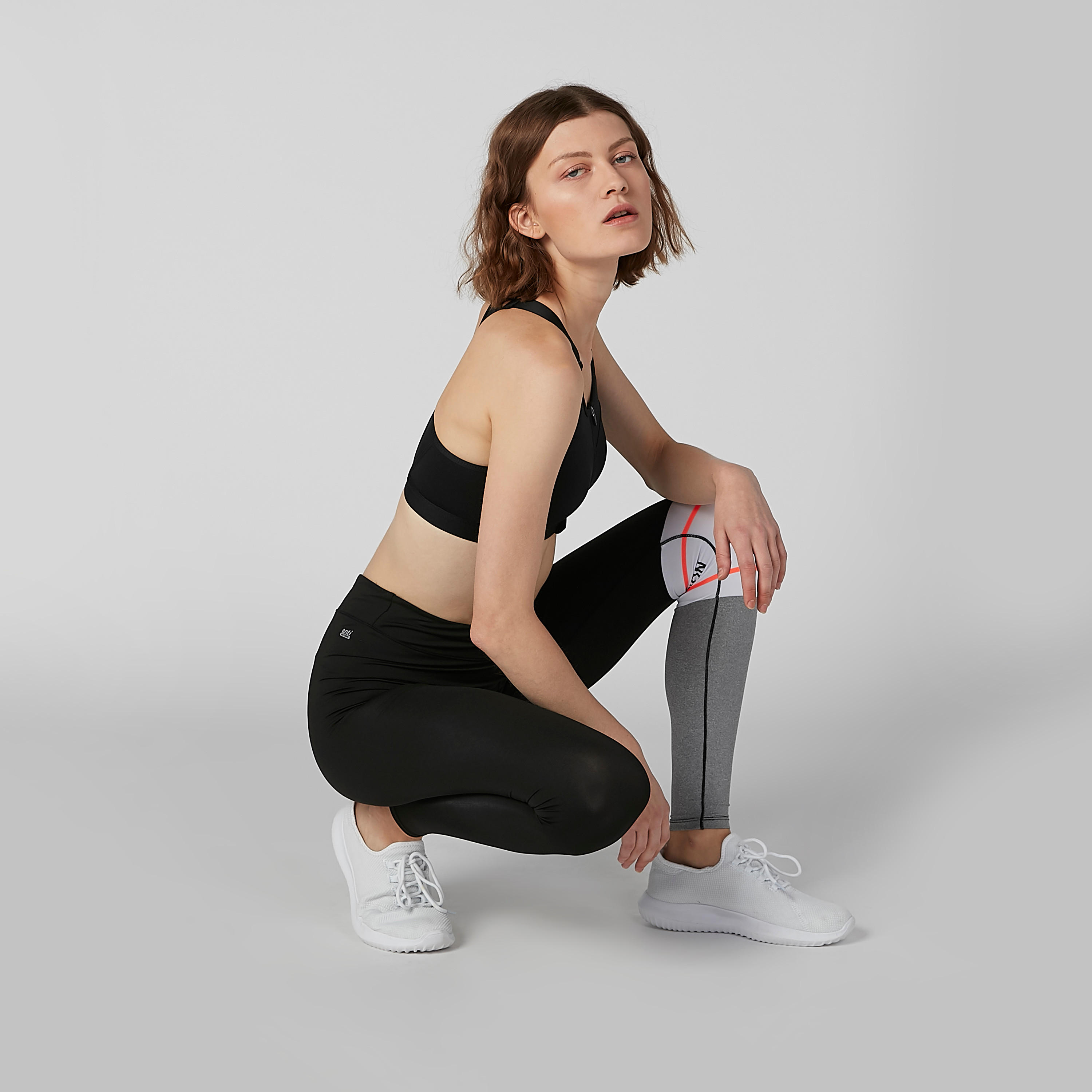 بنطال ليقنز بشريطة وطبعات-women-clothing-bottoms-leggings-image-4