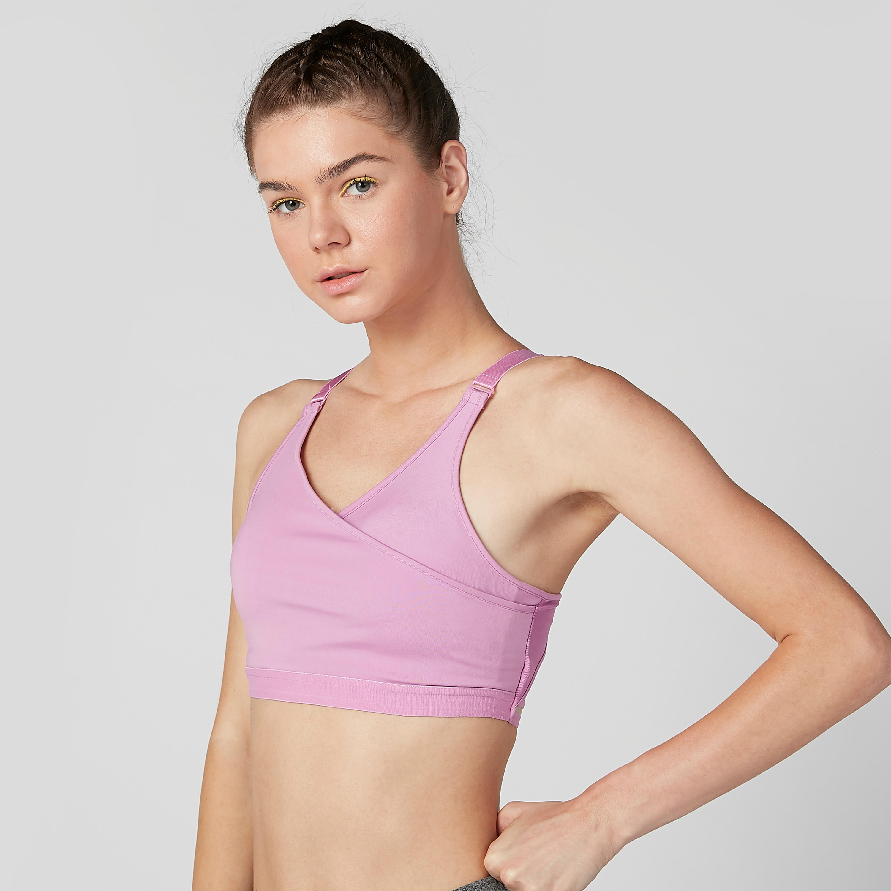 صدرية رياضية سادة بياقة V وحمّالات-sports-women-clothing-sportsbras-image-1