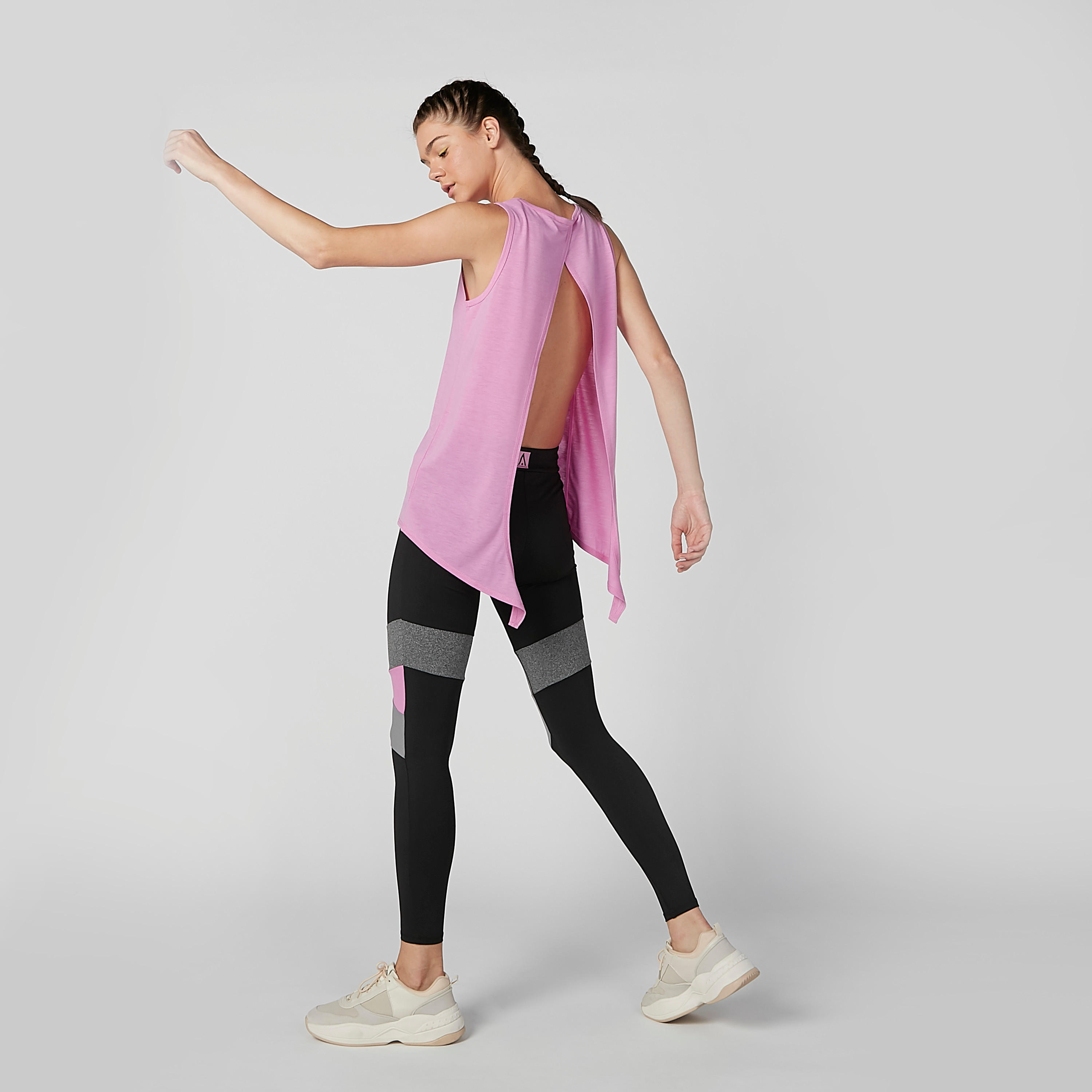 Printed Sleeveless T-shirt with Round Neck and Asymmetric Hem-women-clothing-sportswearandactivewear-tshirtsandvests-image-3