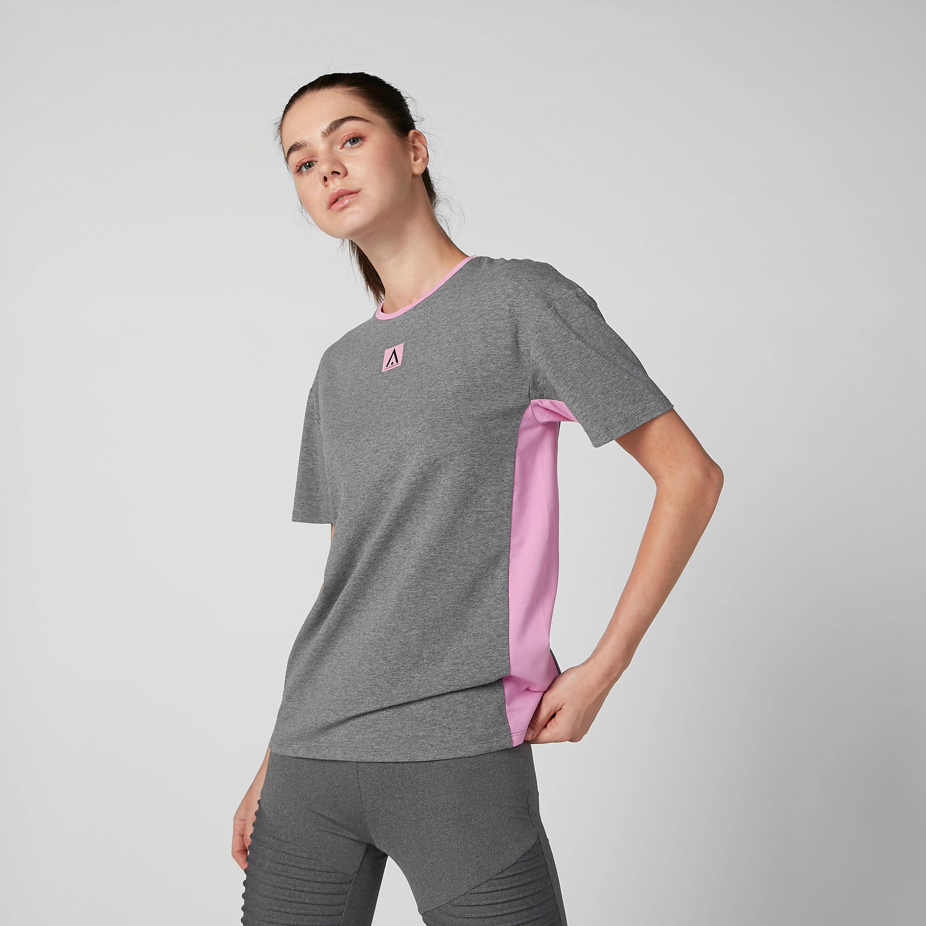 Sustainable Plain T-shirt with Round Neck and Short Sleeves-women-clothing-sportswearandactivewear-tshirtsandvests-image-1