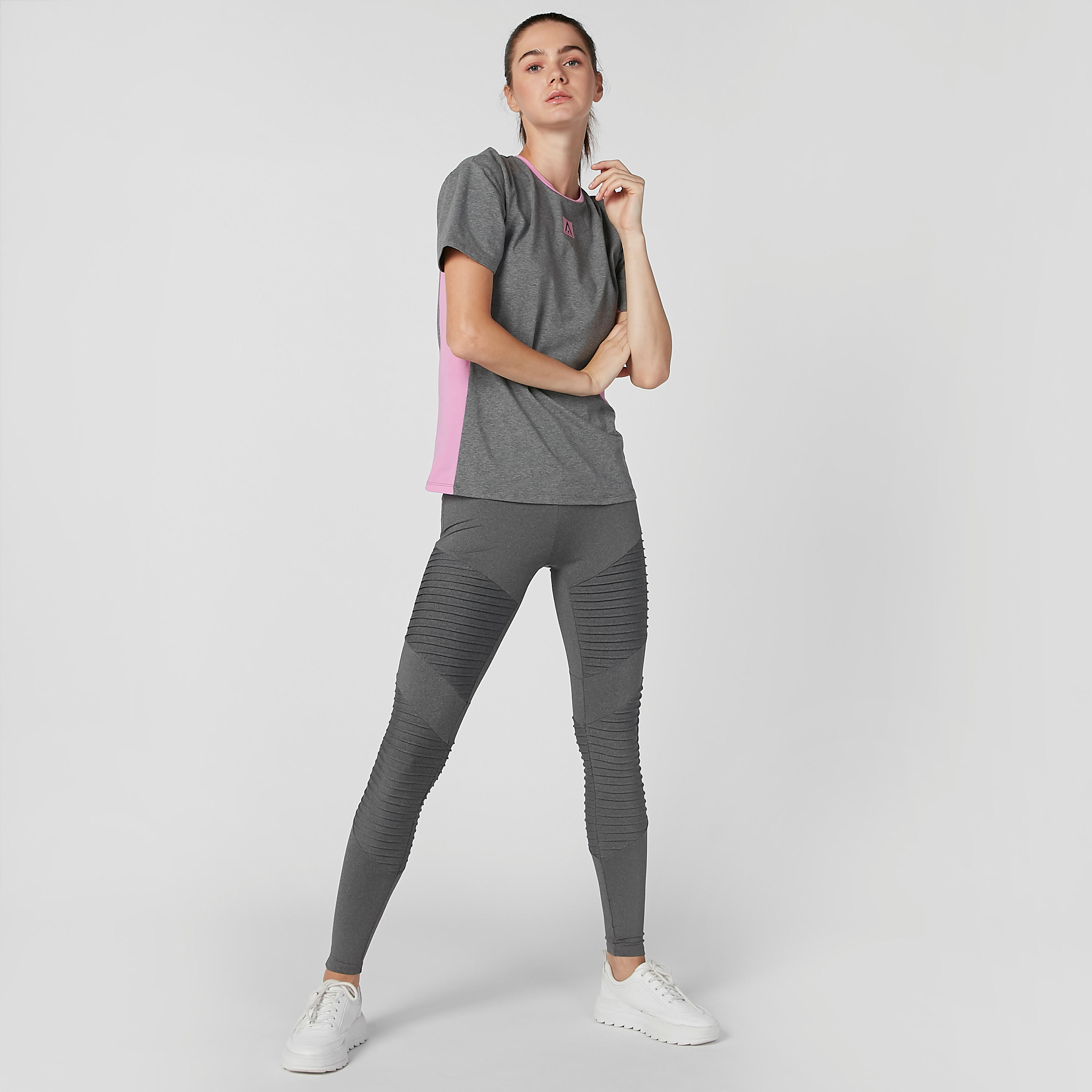 Sustainable Plain T-shirt with Round Neck and Short Sleeves-women-clothing-sportswearandactivewear-tshirtsandvests-image-6