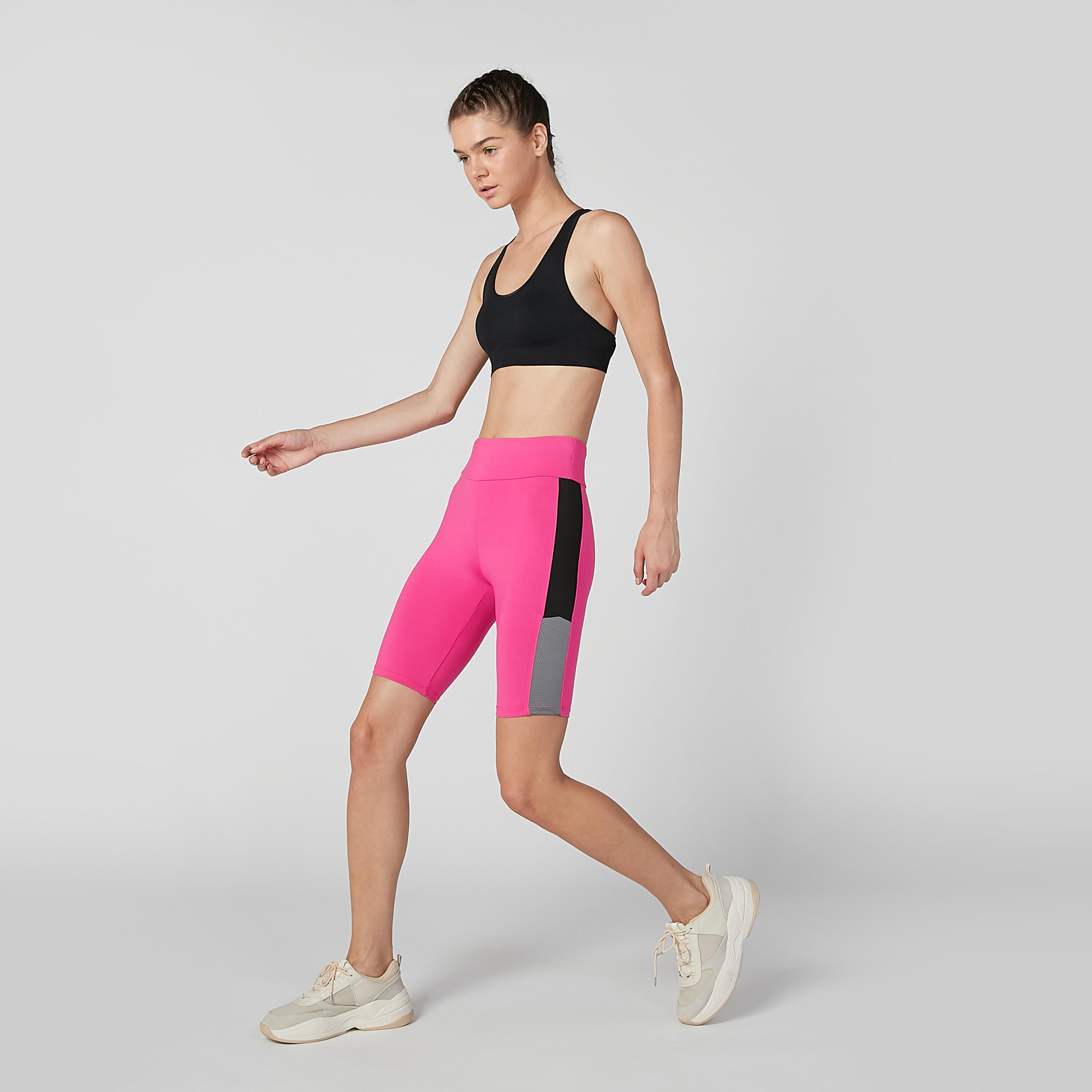 شورت بخصر مطّاطي وشريطة-women-clothing-sportswearandactivewear-bottoms-image-4
