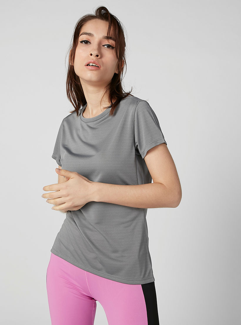 تيشيرت سادة بياقة مستديرة وأكمام قصيرة-women-clothing-sportswearandactivewear-tshirtsandvests-image-4