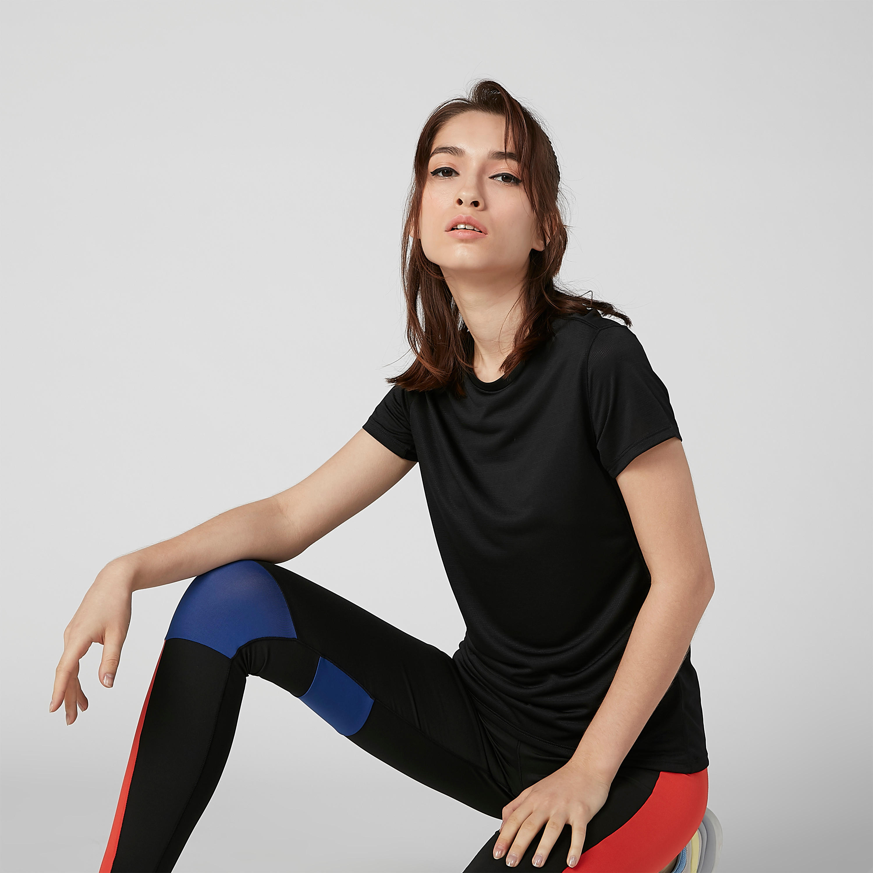 Plain T-shirt with Round Neck and Short Sleeves-women-clothing-sportswearandactivewear-tshirtsandvests-image-2