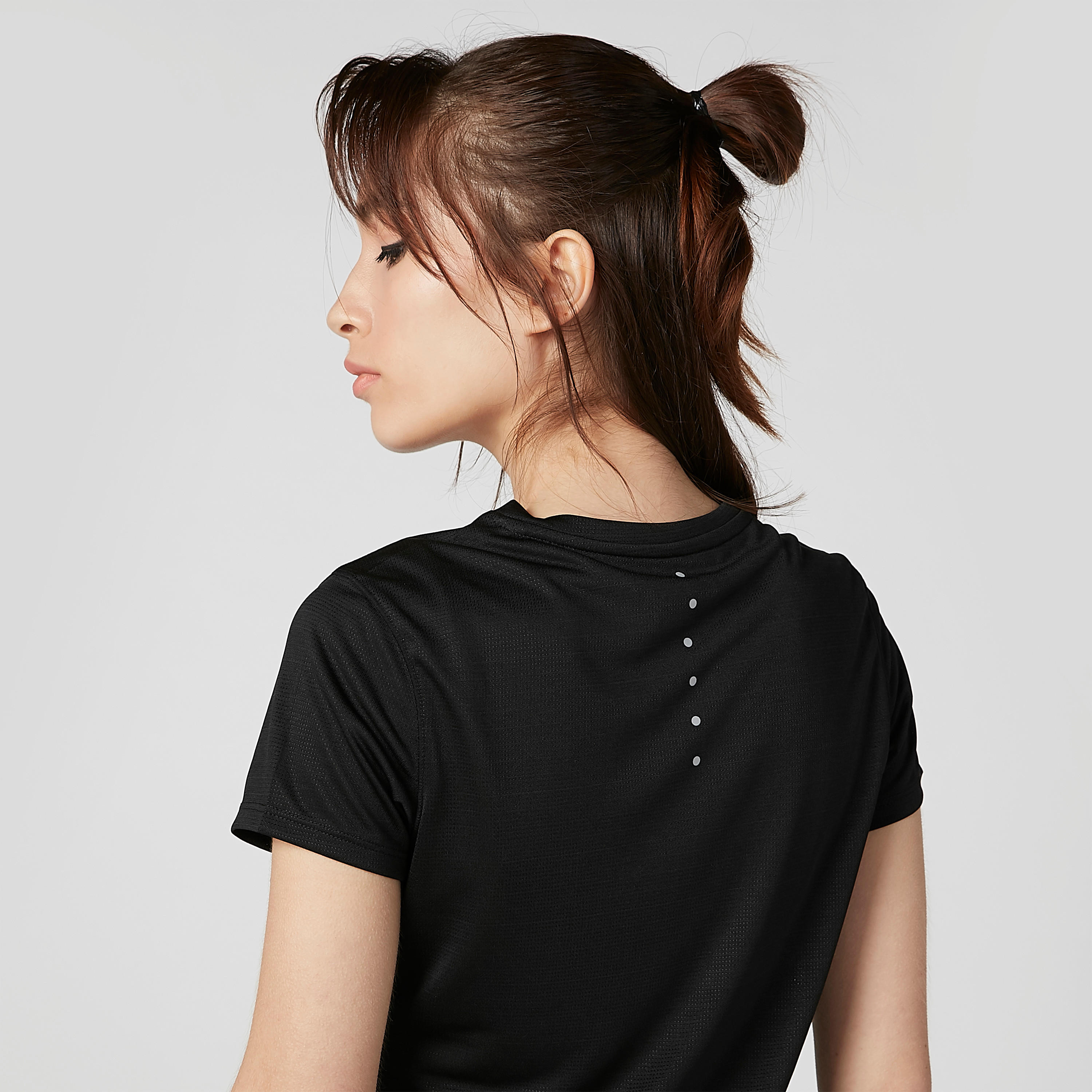 Plain T-shirt with Round Neck and Short Sleeves-women-clothing-sportswearandactivewear-tshirtsandvests-image-4