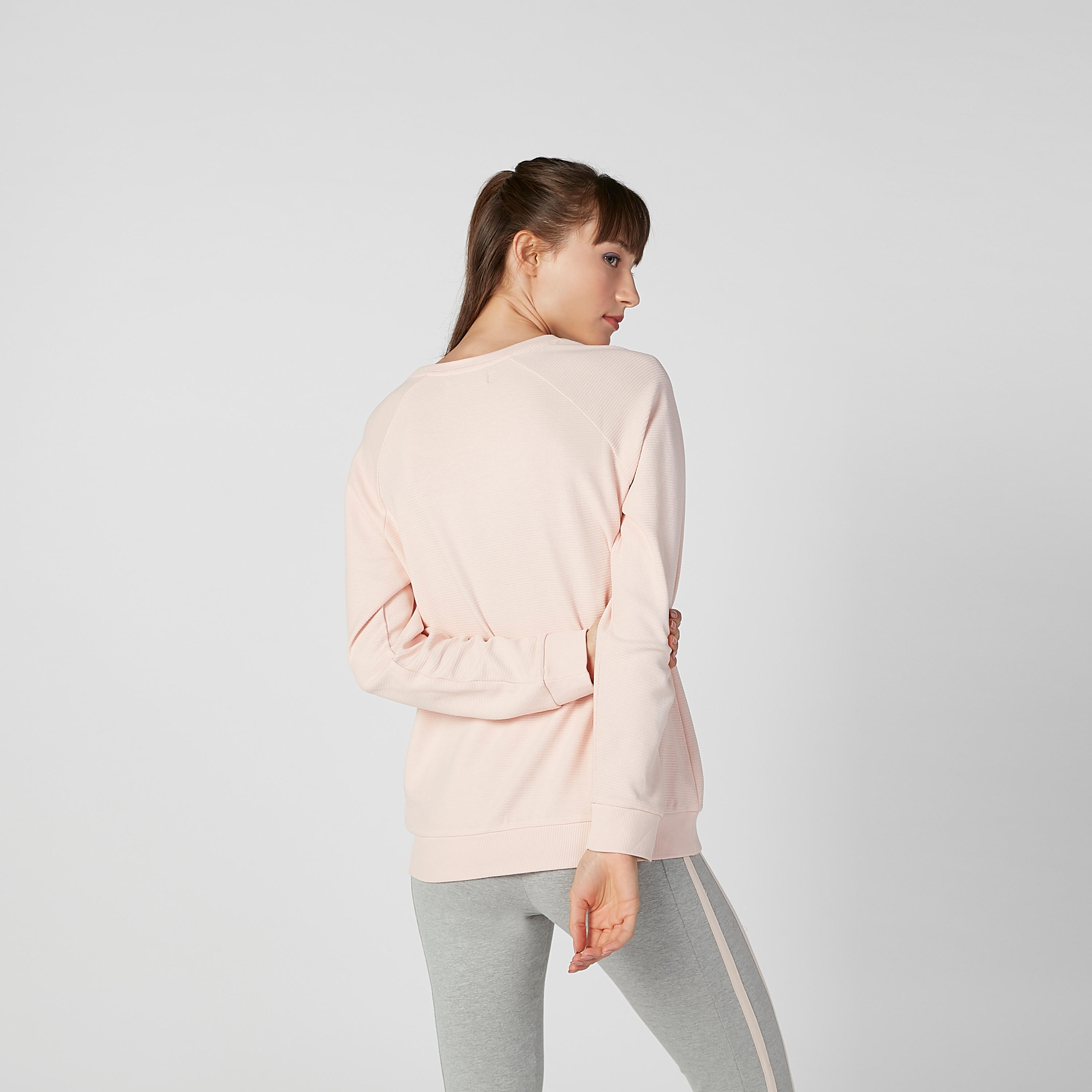 Sustainable Printed Sweatshirt with Round Neck and Long Sleeves-women-clothing-sportswearandactivewear-hoodiesandsweatshirts-image-4