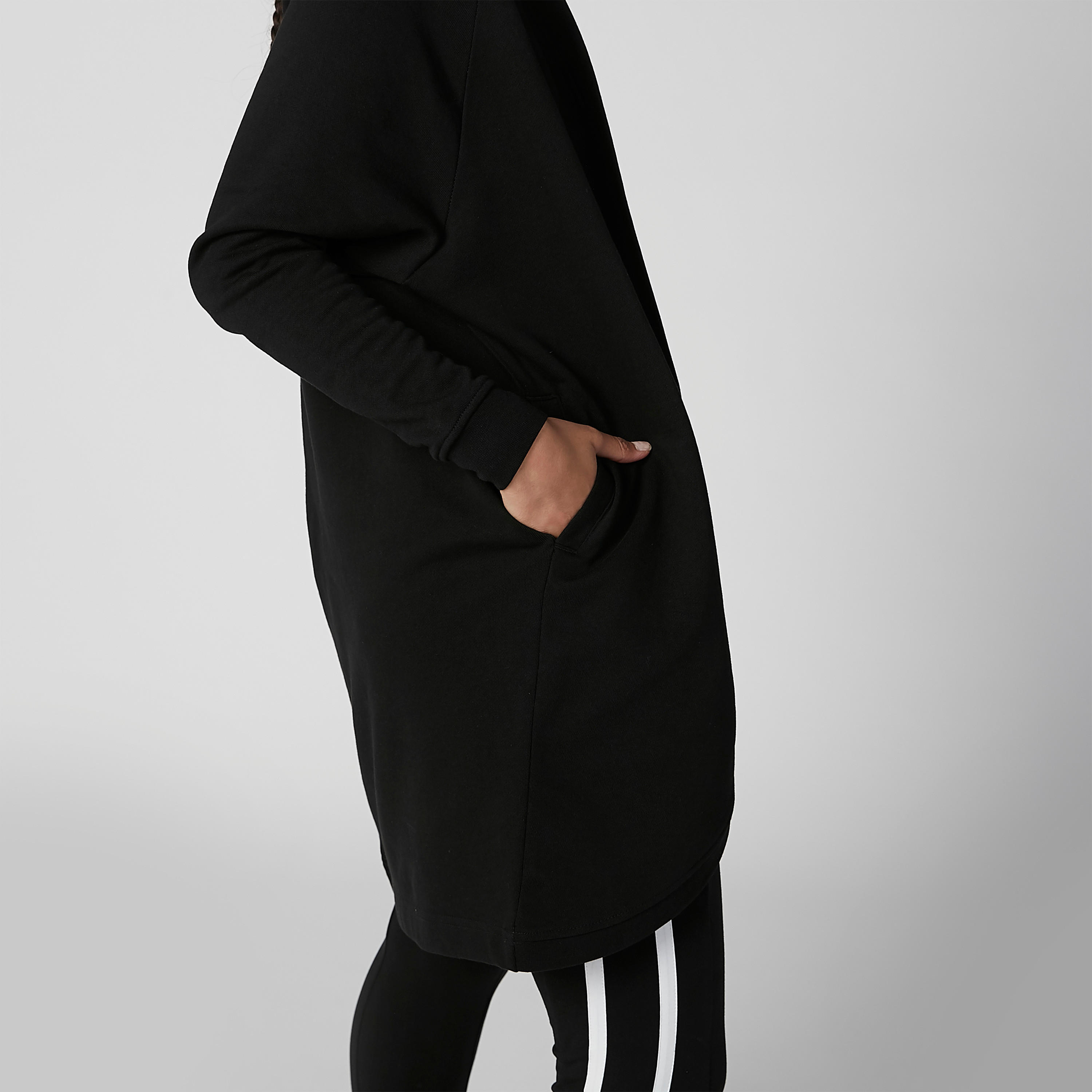 جاكيت طويل سادة بأكمام طويلة وجيوب-women-winterwear-coatsandjackets-jackets-image-1
