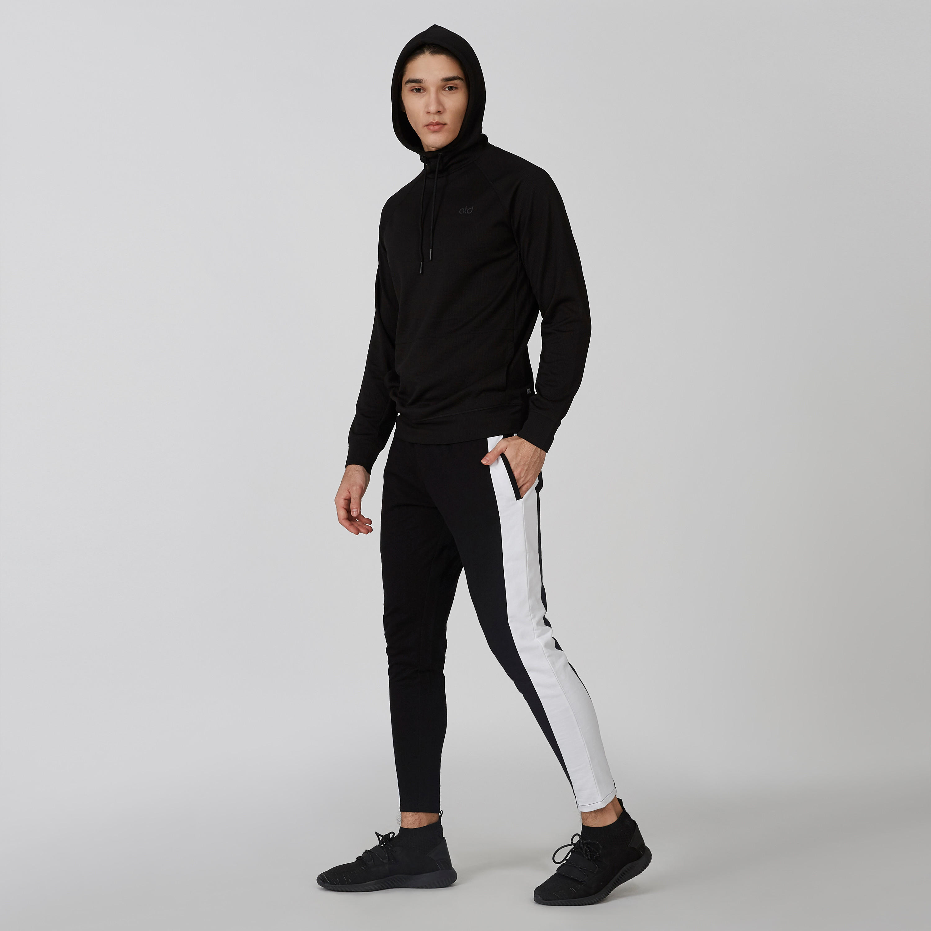 Sustainable Full Length Colour Block Pants with Pocket Details-women-clothing-sportswearandactivewear-bottoms-image-3