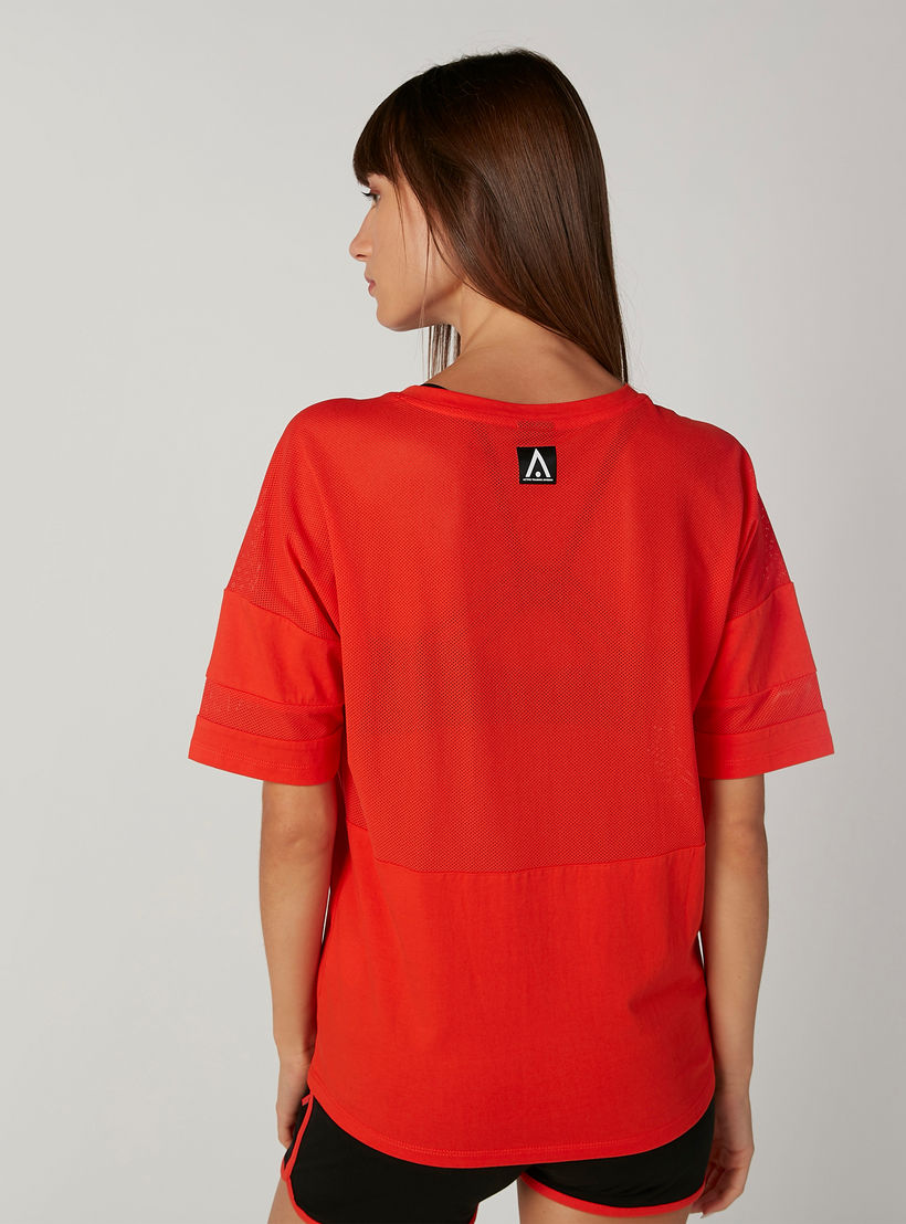 تيشيرت بياقة V وأكمام قصيرة وطبعات-women-clothing-sportswearandactivewear-tshirtsandvests-image-6