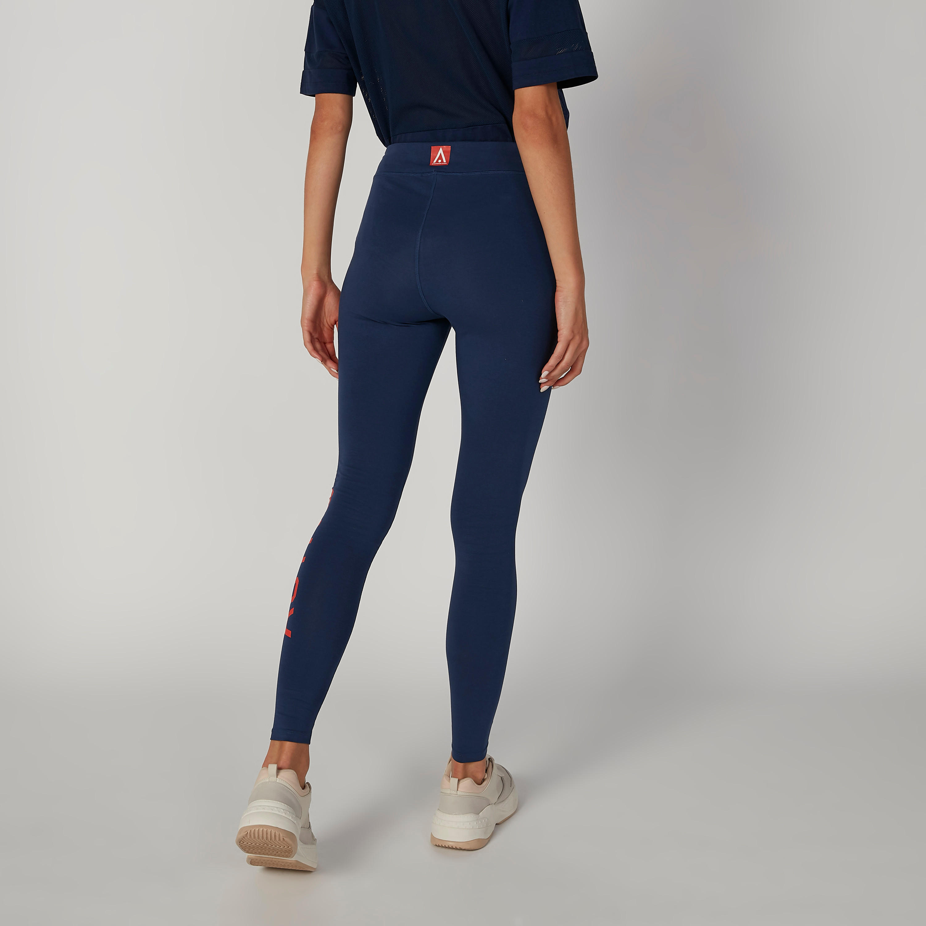 بنطلون ليقنز بخصر مطاطي وطبعات-women-clothing-sportswearandactivewear-bottoms-image-2