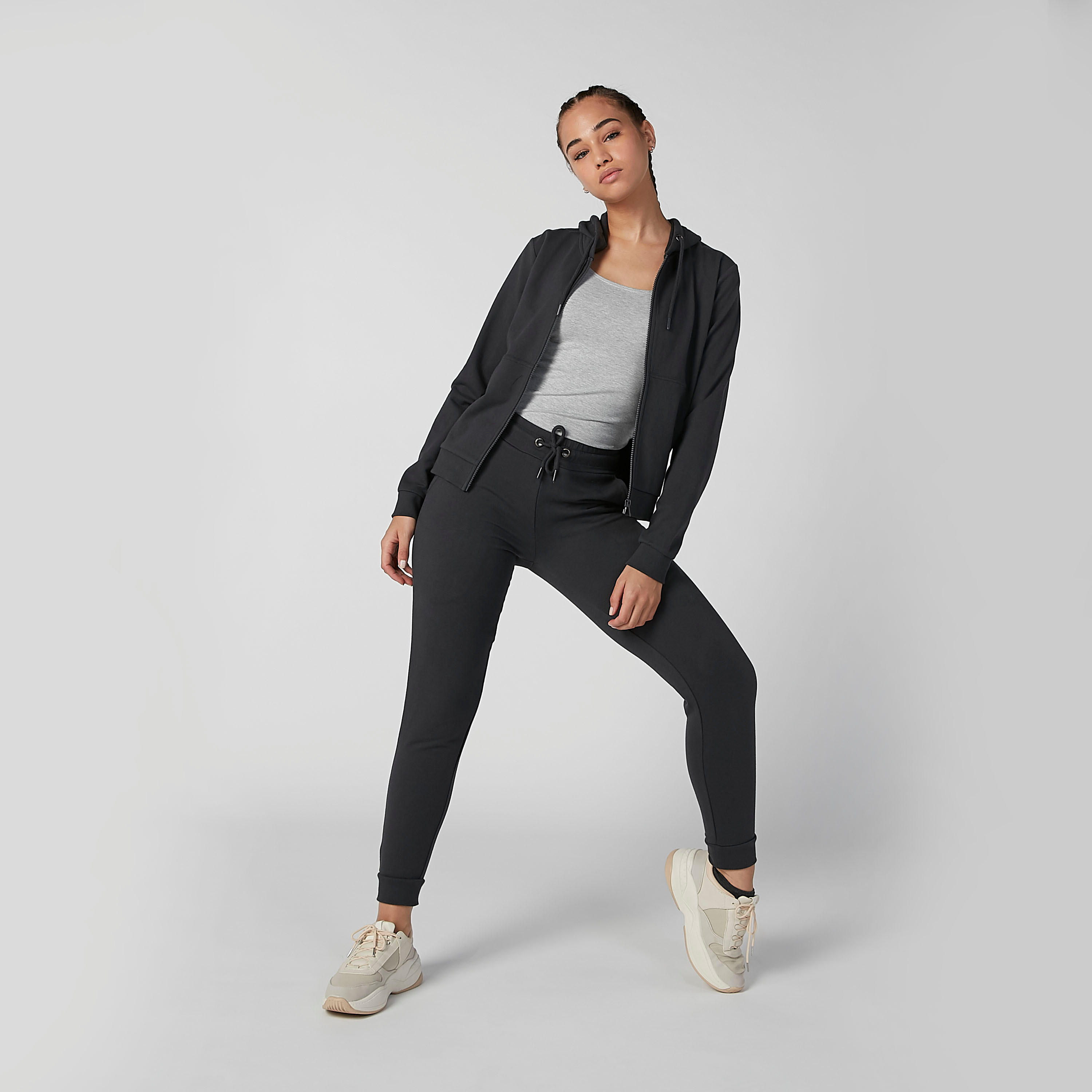 Sustainable Plain Hoodie with Long Sleeves and Kangaroo Pockets-women-clothing-sportswearandactivewear-hoodiesandsweatshirts-image-5