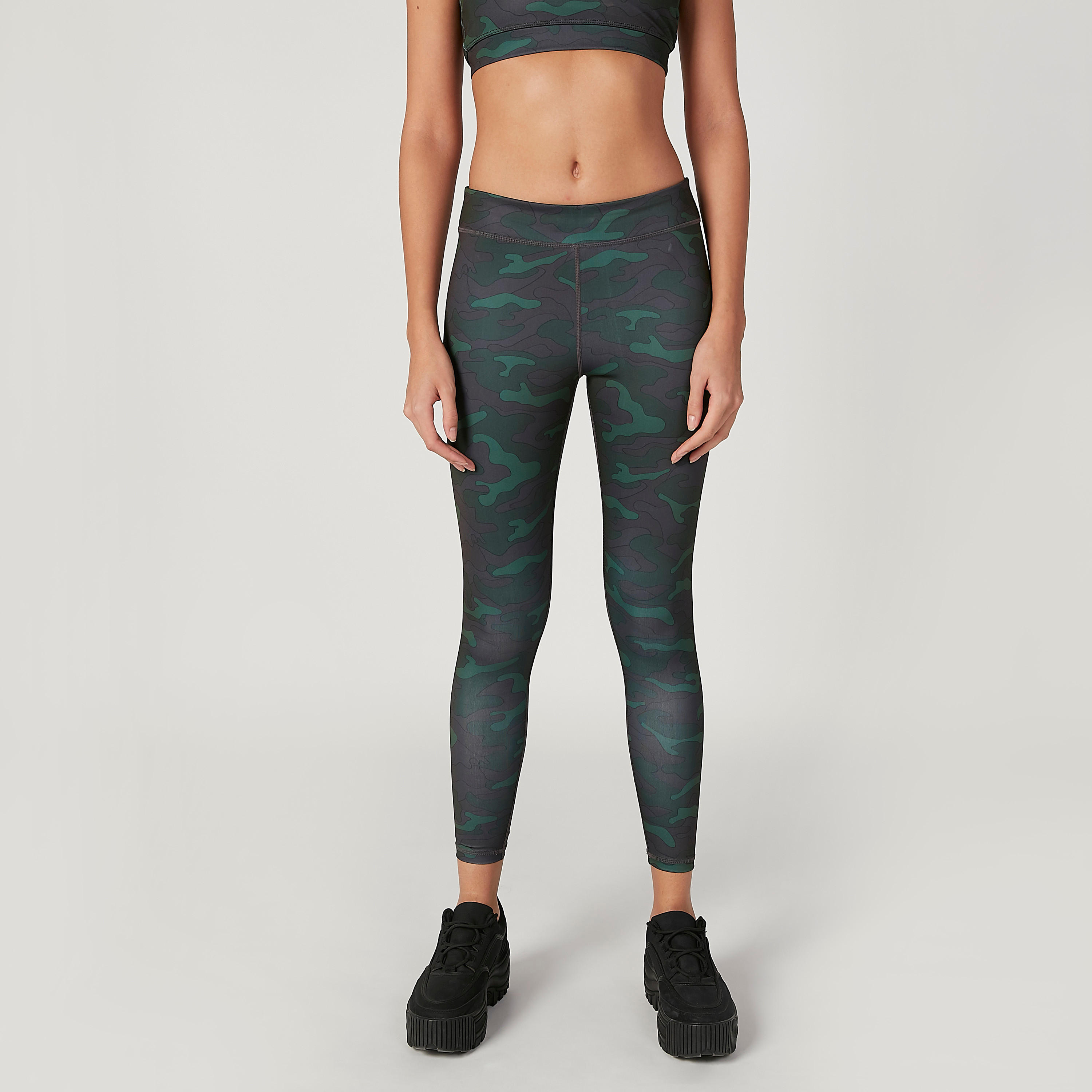 بنطلون ليقنز بخصر مطّاطي وطبعات-women-clothing-sportswearandactivewear-bottoms-image-4