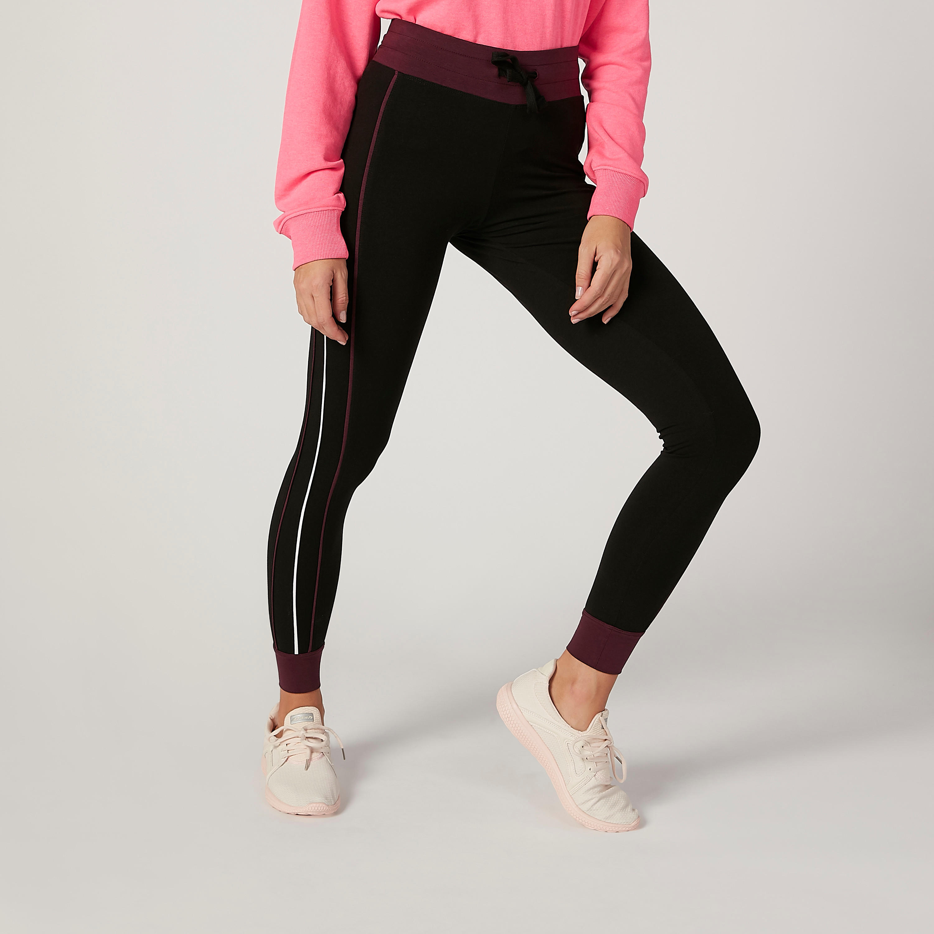 بنطلون رياضي مستدام بخصر مطاطي -women-clothing-sportswearandactivewear-bottoms-image-1
