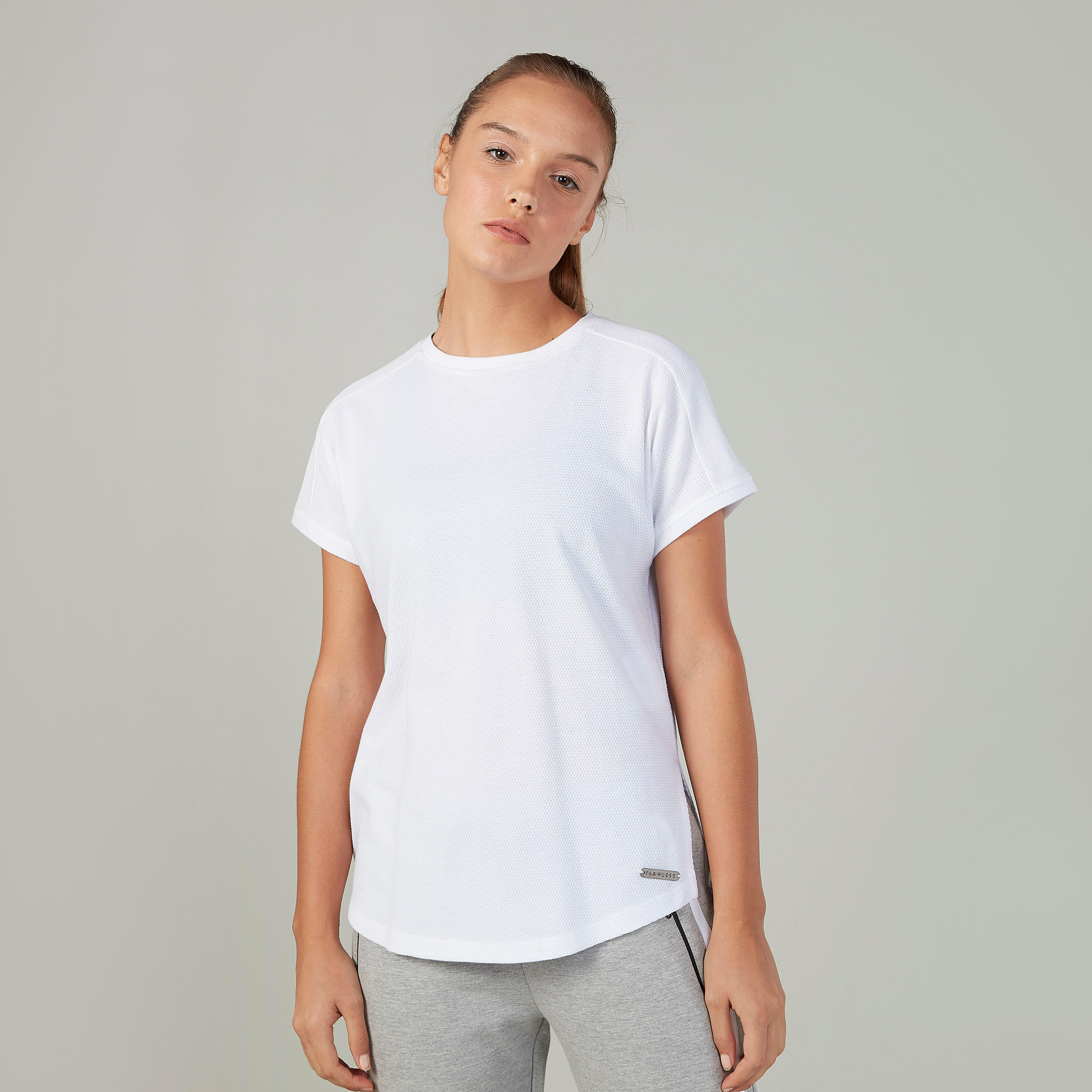 تيشيرت مستدام سادة بياقة مستديرة وأكمام قصيرة -women-clothing-sportswearandactivewear-tshirtsandvests-image-1