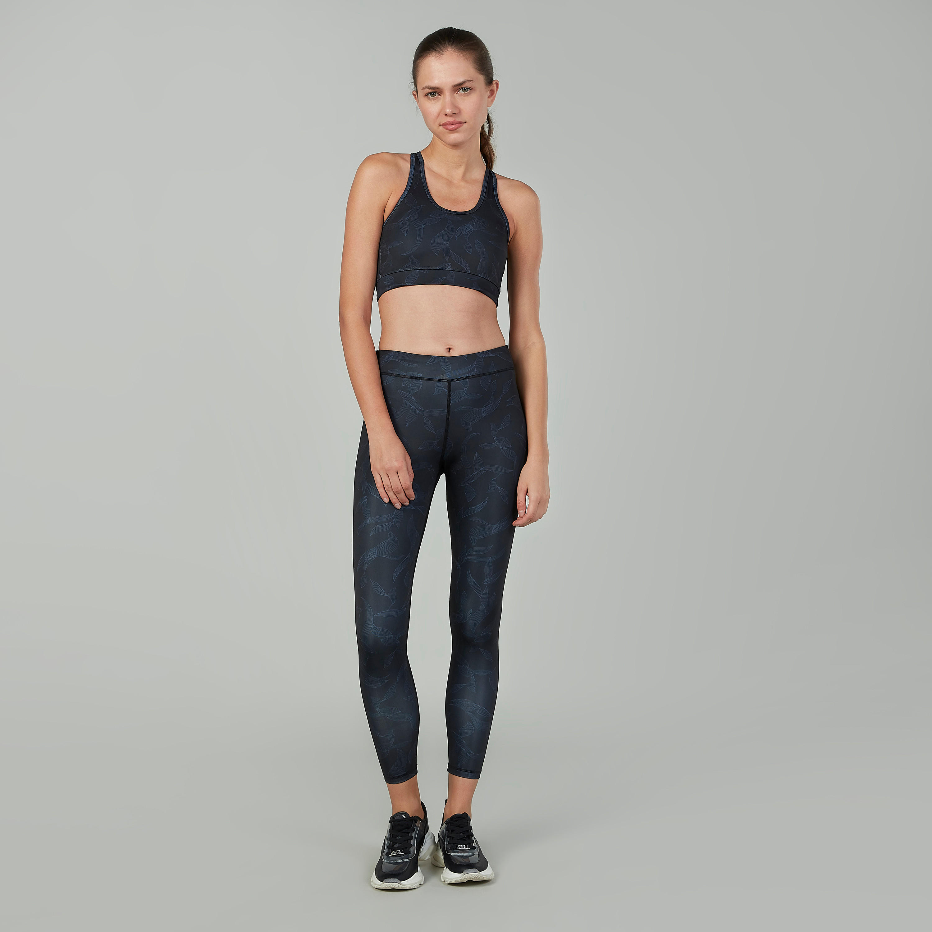 بنطلون ليقنز بخصر مطّاطي وطبعات-women-clothing-bottoms-leggings-image-2