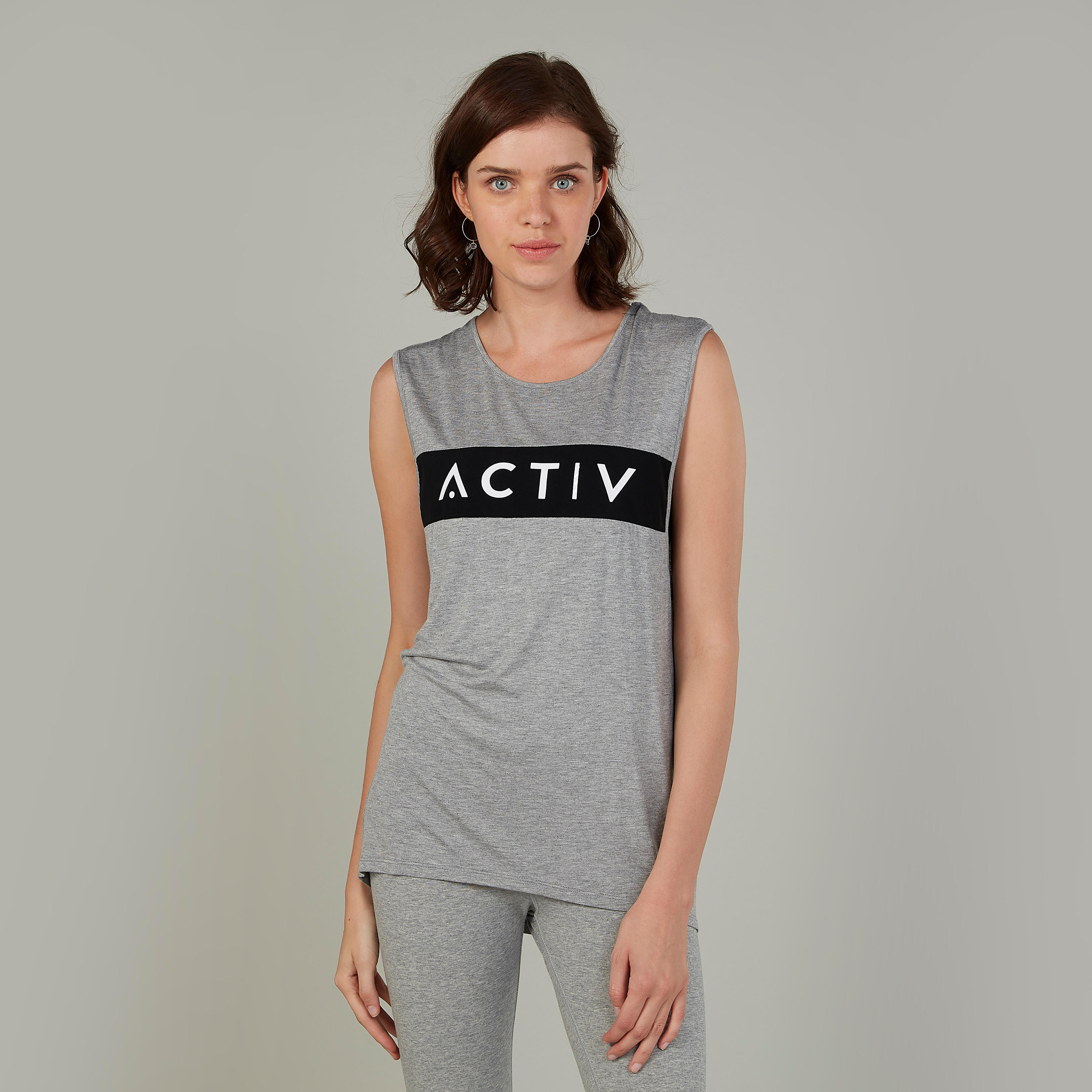 تيشيرت بياقة مستديرة وطبعات-women-clothing-sportswearandactivewear-tshirtsandvests-image-4