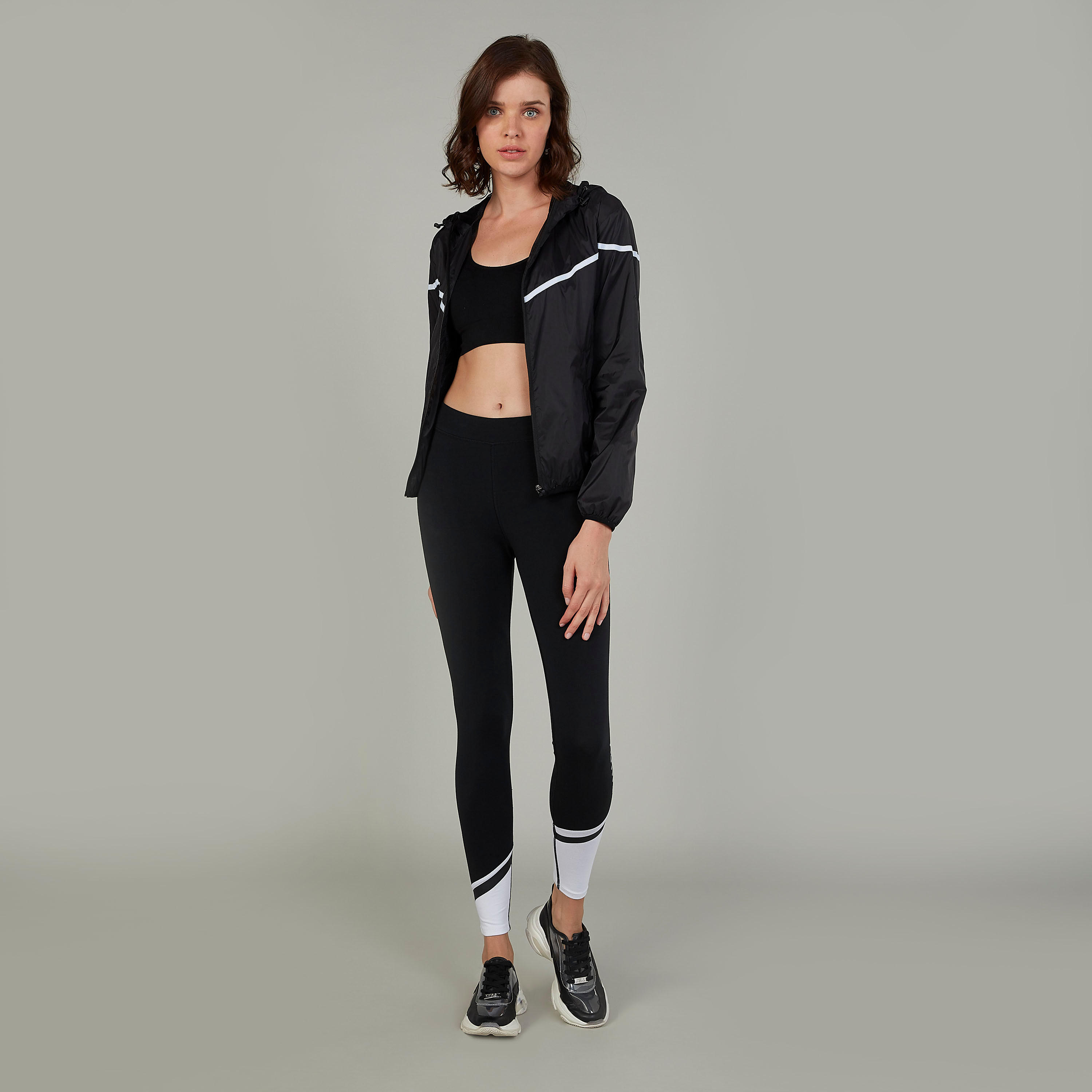 بنطلون ليقنز بخصر مطّاطي وطبعات-women-clothing-bottoms-leggings-image-2