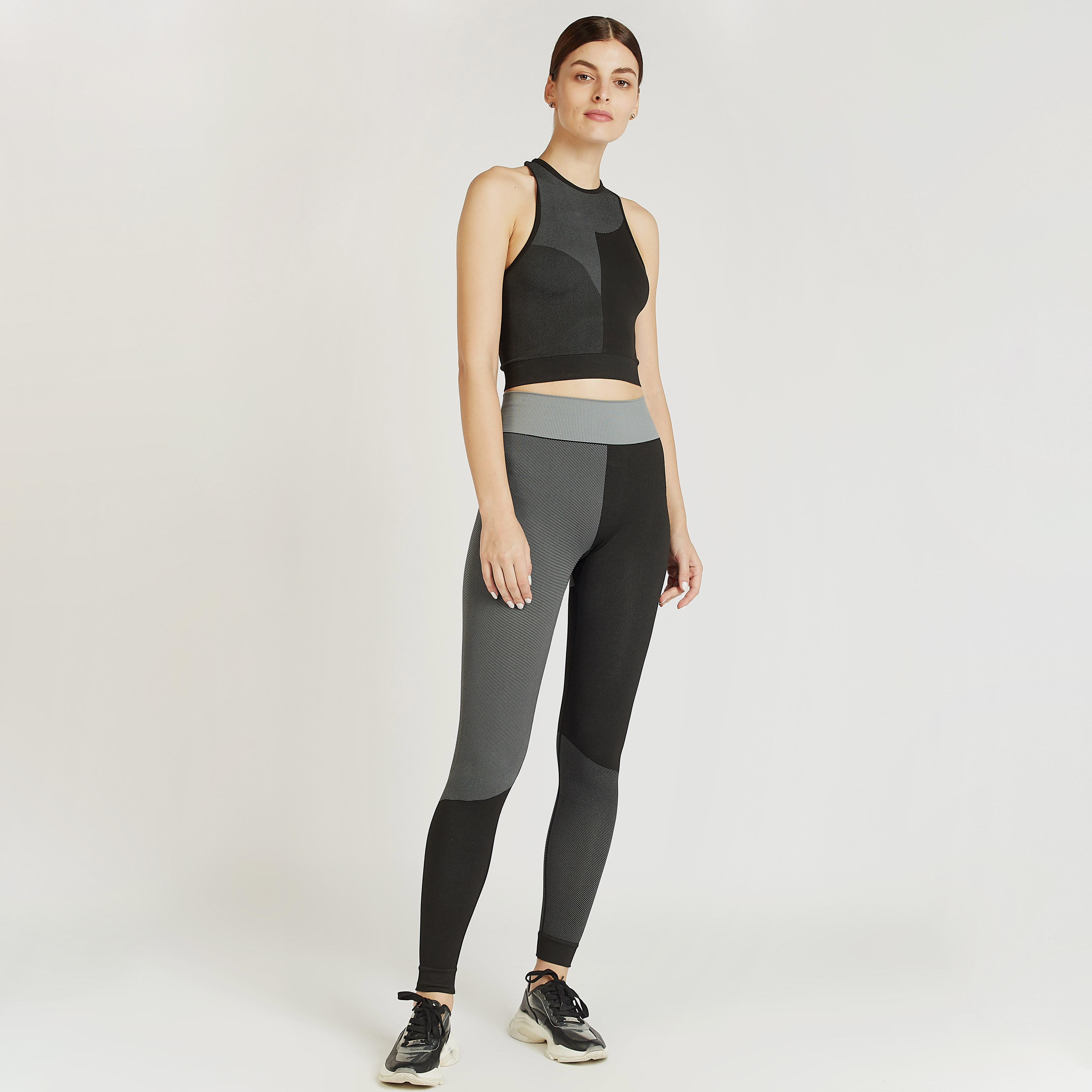 صدرية رياضية بارزة الملمس بظهر ريسر-sports-women-clothing-sportsbras-image-2