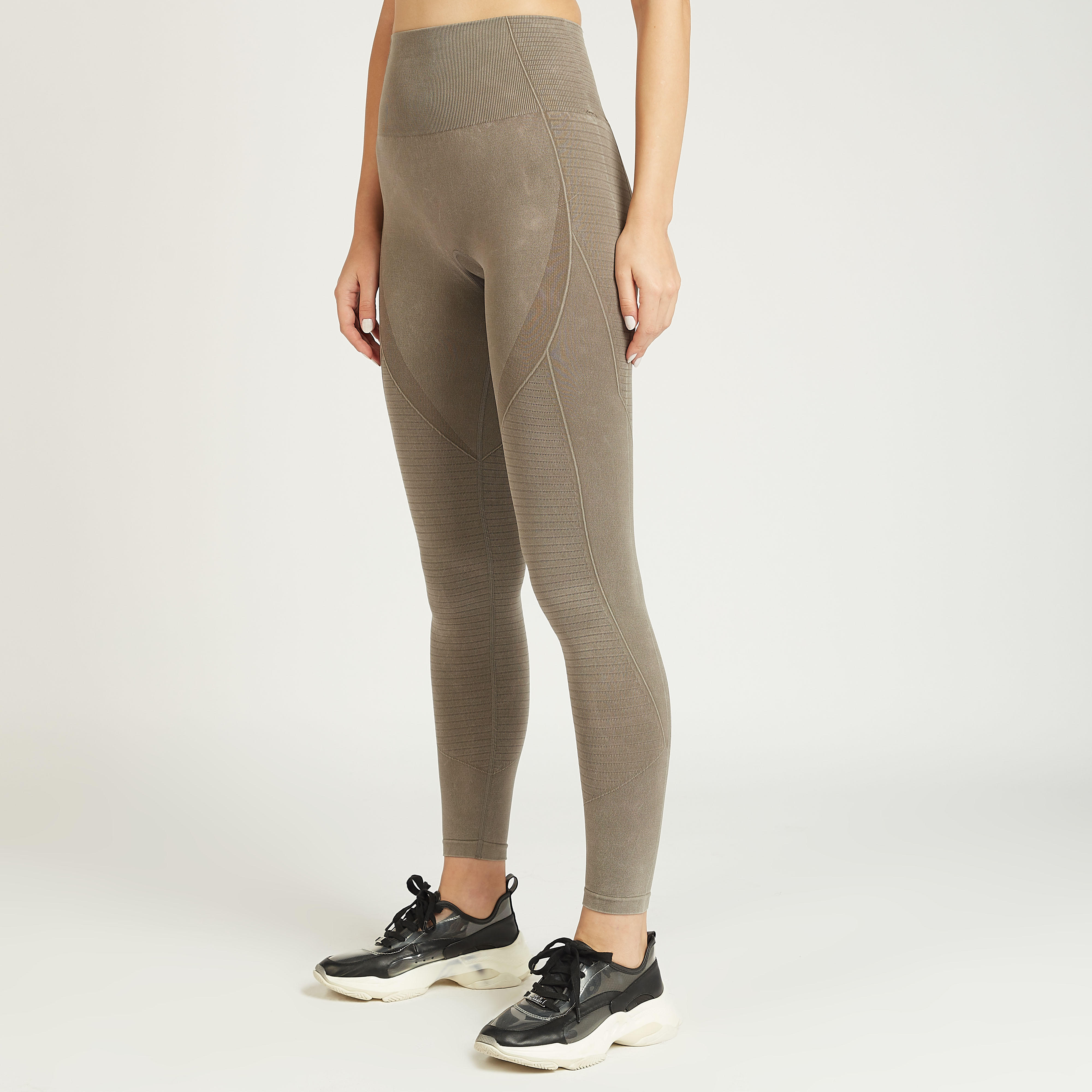 بنطلون ليقنز سادة بخصر مطّاطي-women-clothing-sportswearandactivewear-bottoms-image-4