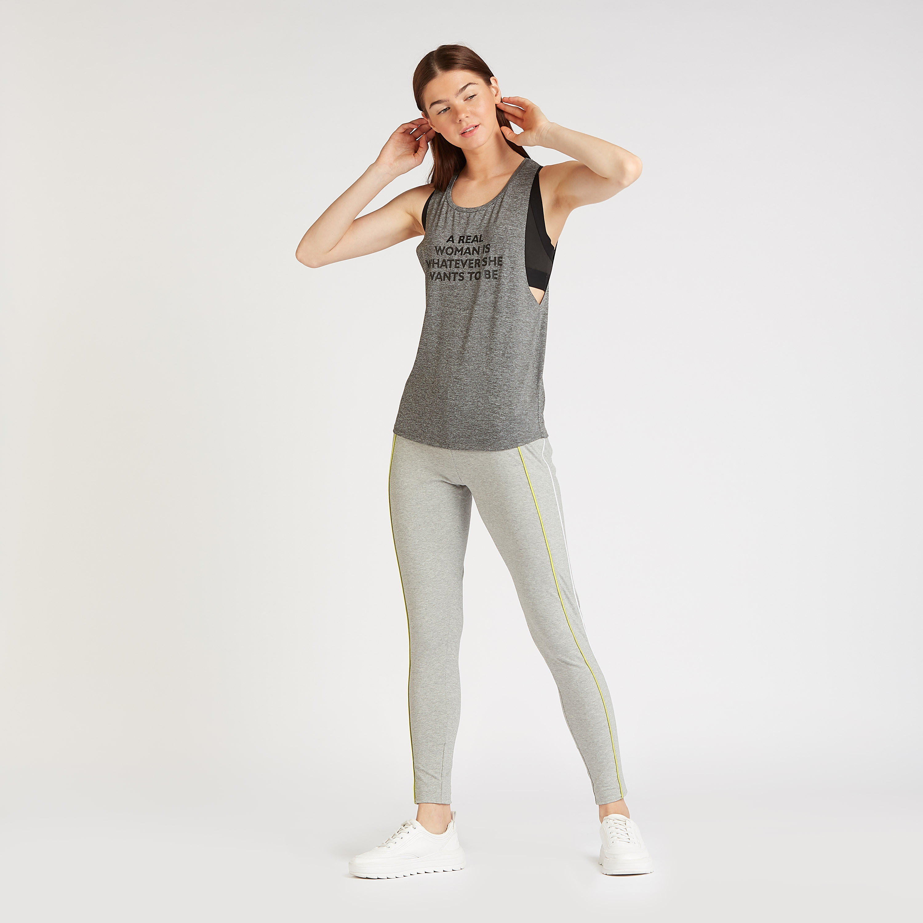 بنطلون ليقنز سادة بتفاصيل خيوط بارزة وخصر مطّاطي-women-clothing-sportswearandactivewear-bottoms-image-6