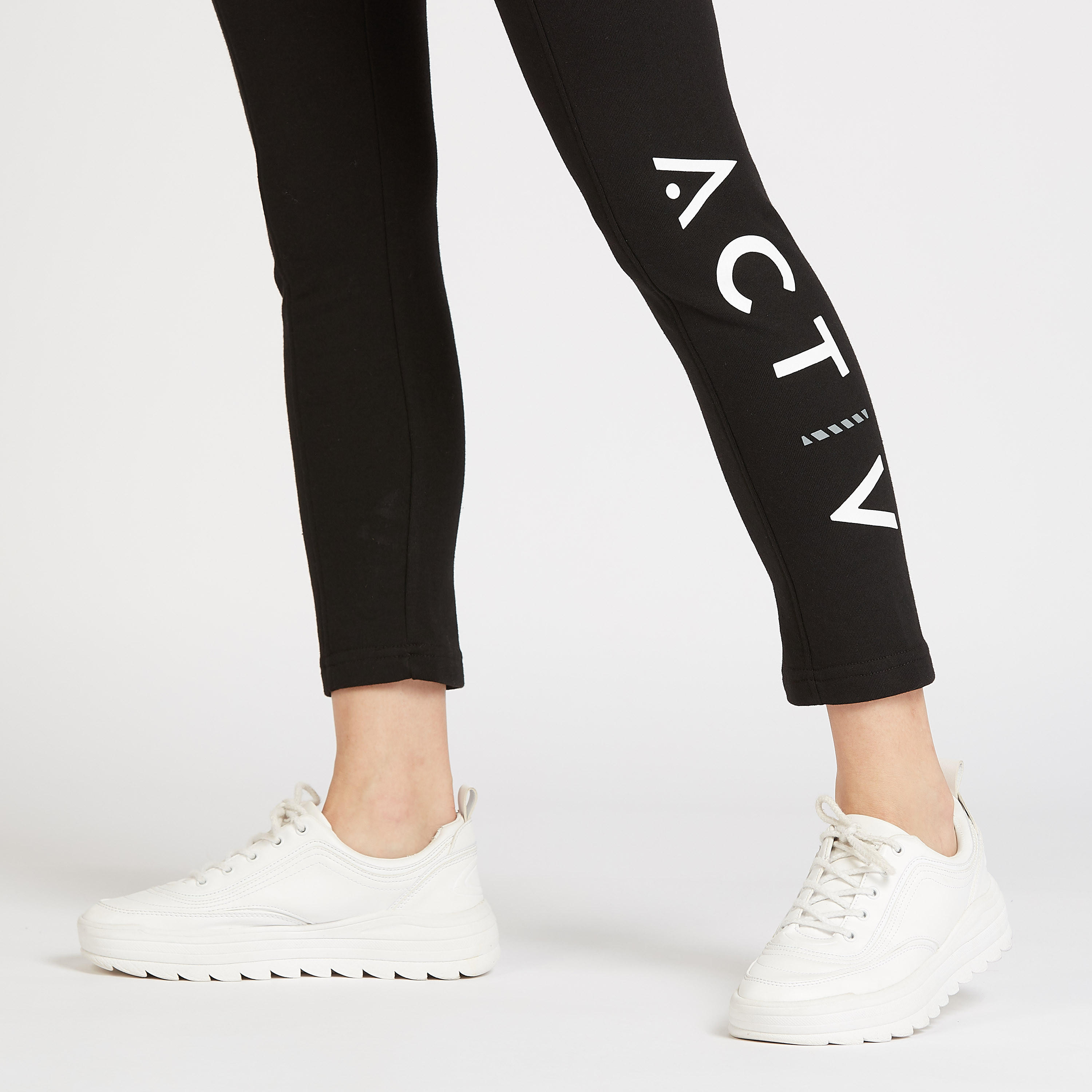 بنطلون رياضي برباط وتفاصيل جيوب وطبعات-women-clothing-sportswearandactivewear-bottoms-image-3