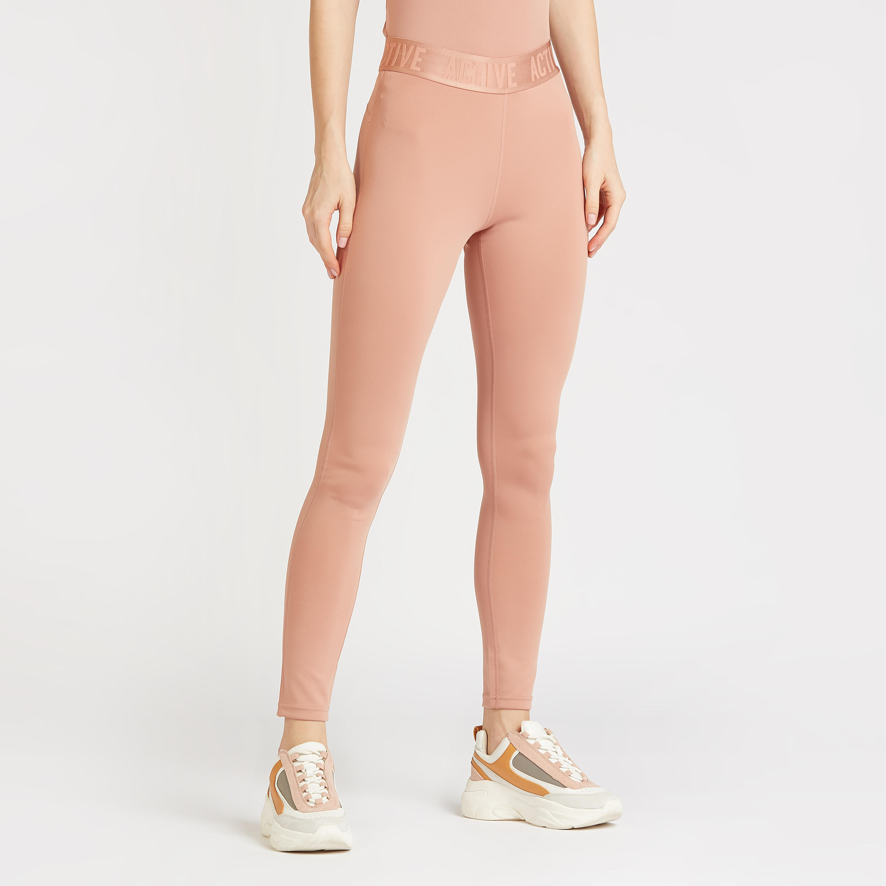 بنطلون ليقنز سادة بخصر مطّاطي بطبعات-women-clothing-sportswearandactivewear-bottoms-image-4