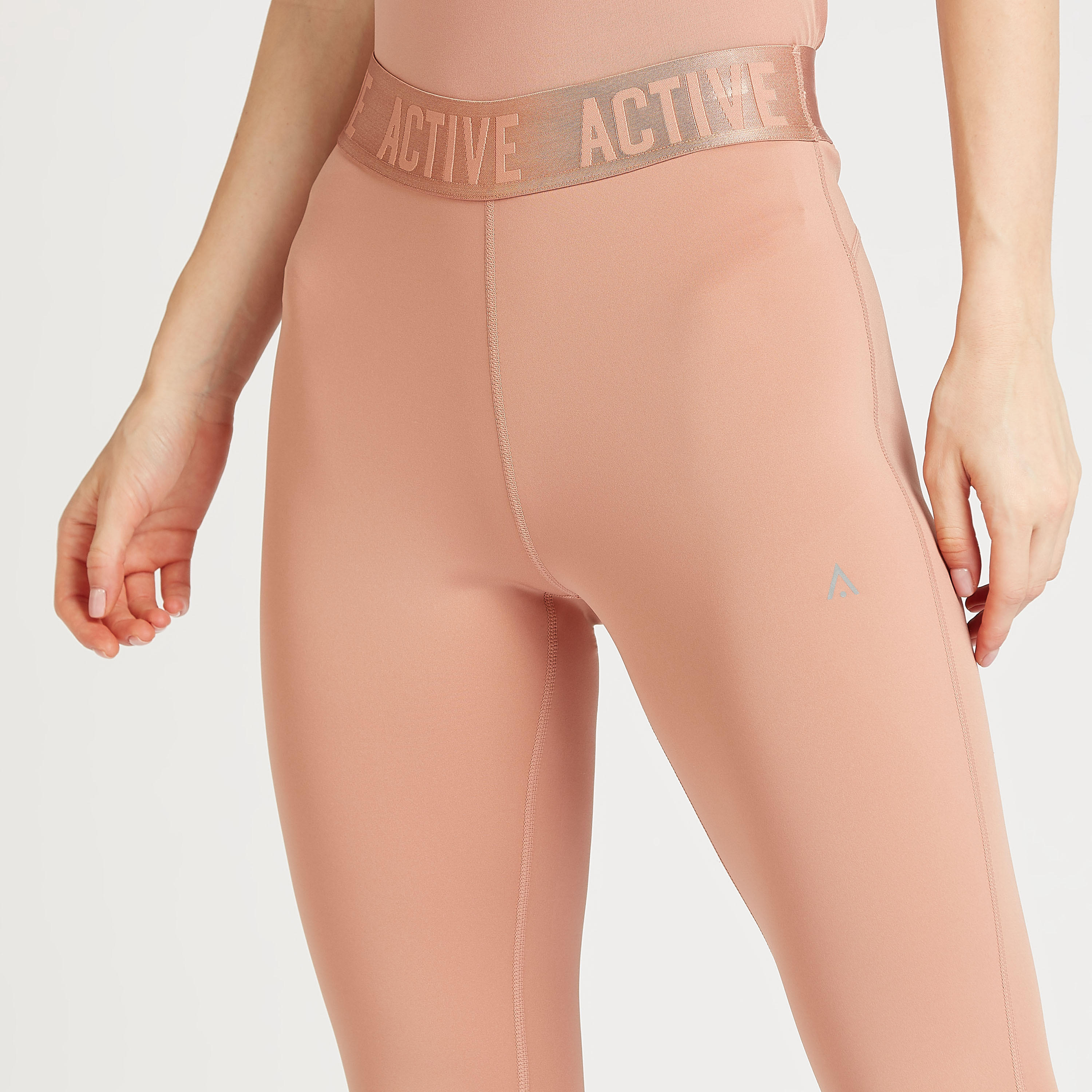 بنطلون ليقنز سادة بخصر مطّاطي بطبعات-women-clothing-sportswearandactivewear-bottoms-image-2