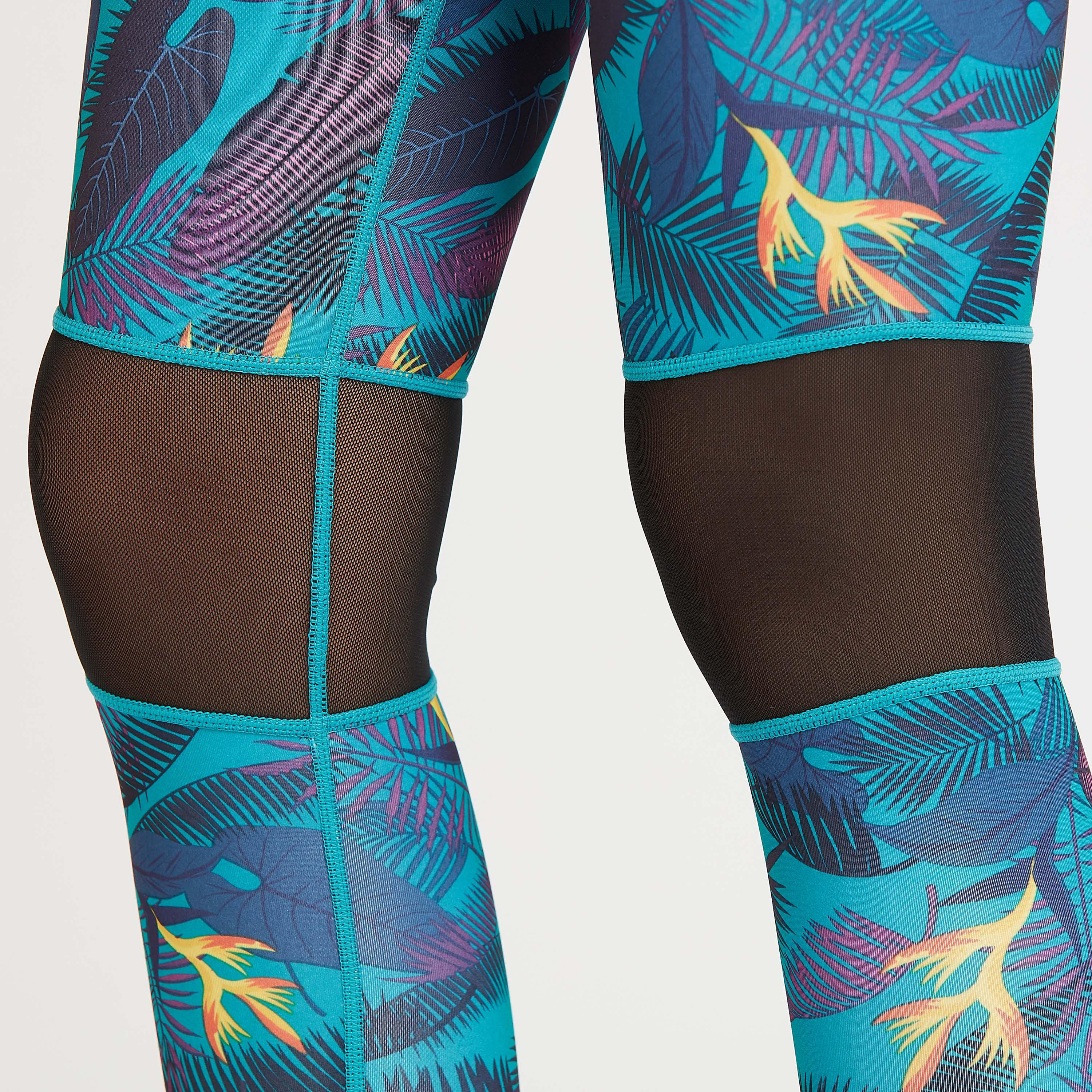 بنطلون ليقنز بخصر مطّاطي وتفاصيل شبكية وطبعات-women-clothing-bottoms-leggings-image-3