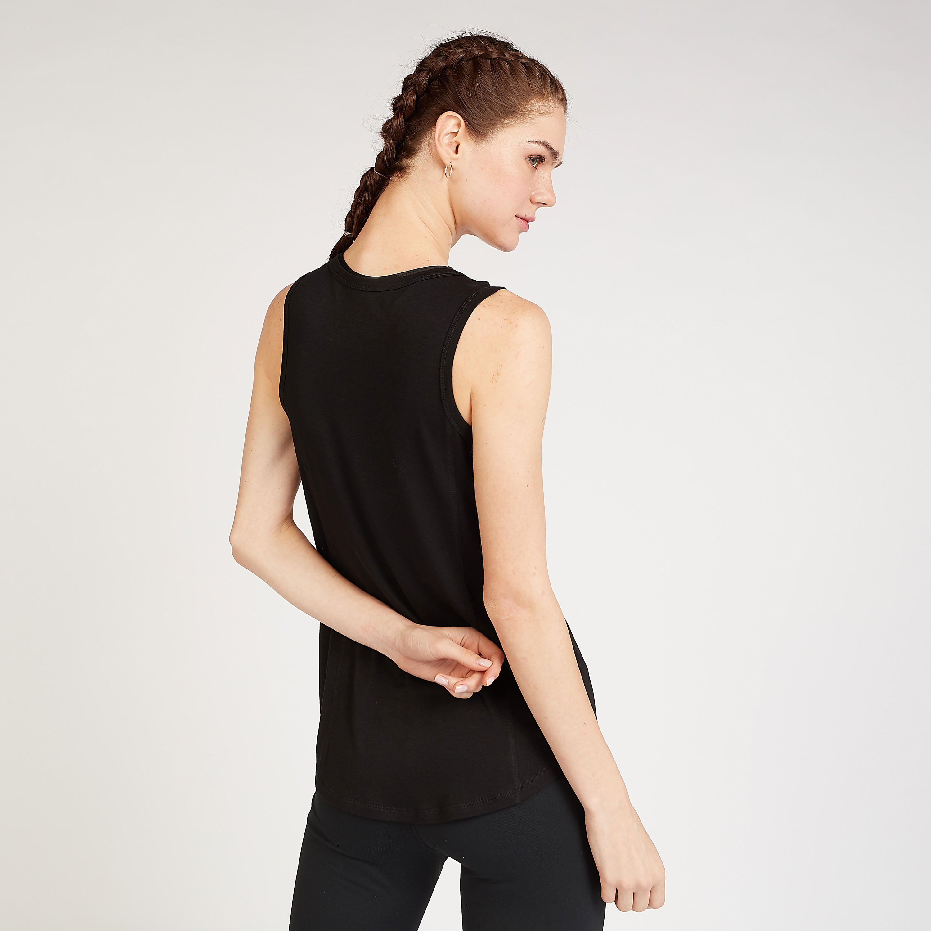فيست مستدام دون أكمام بياقة مستديرة وطبعات تايبوجرافيك-women-clothing-sportswearandactivewear-tshirtsandvests-image-4